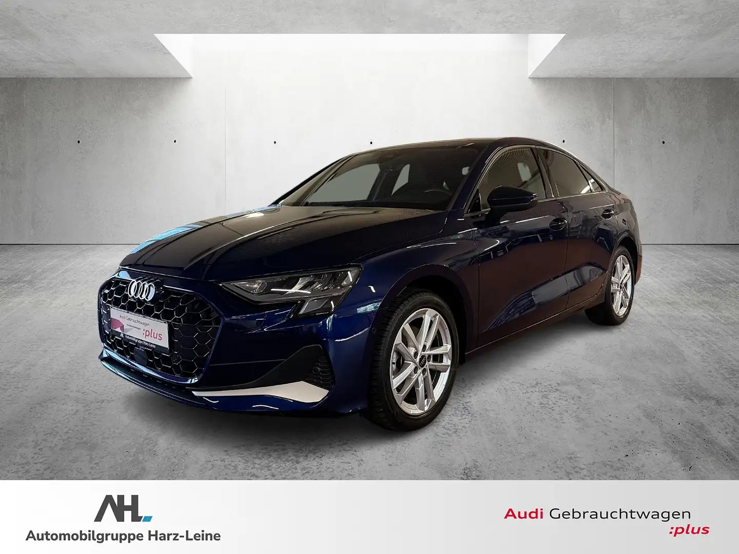 Audi A3 Limousine 35 TFSI advanced S-tronic AHK Navi Sonos Blau - 1