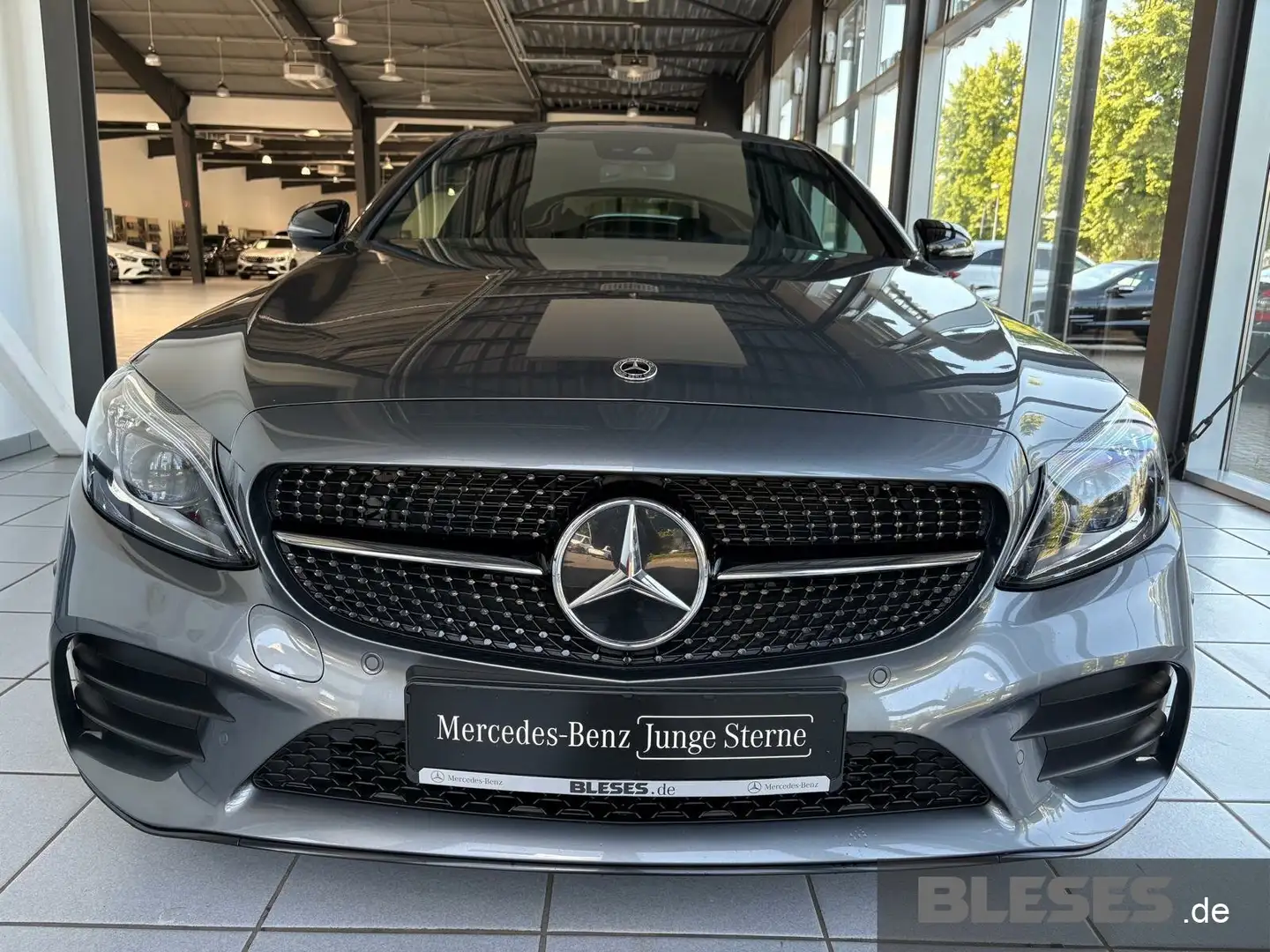 Mercedes-Benz C 300 C 300 Coupé AMGPlus Night+Comand+Multibeam+Kamera Grau - 2