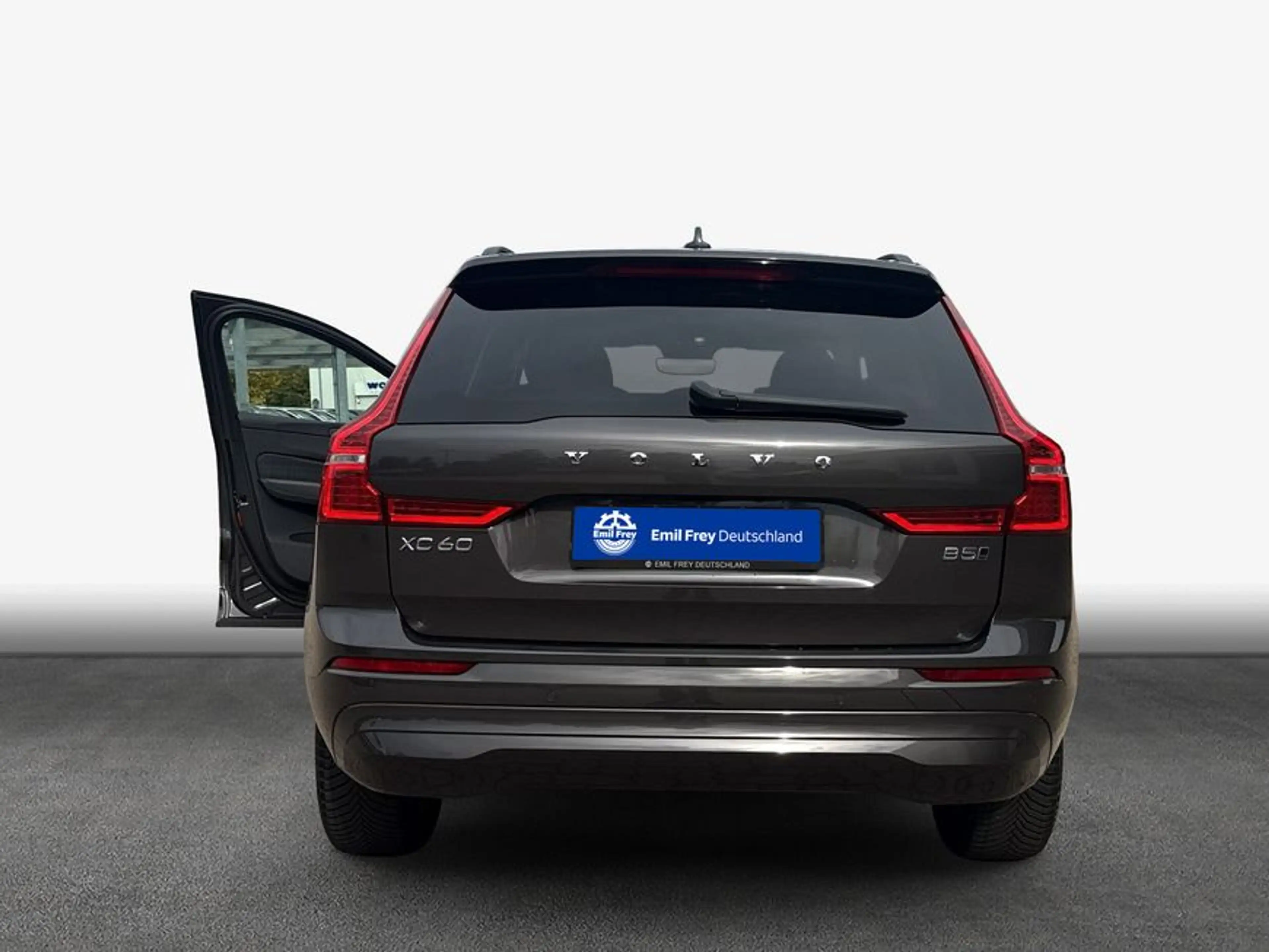 Volvo XC60 XC60 B5 B AWD Core — photo 5