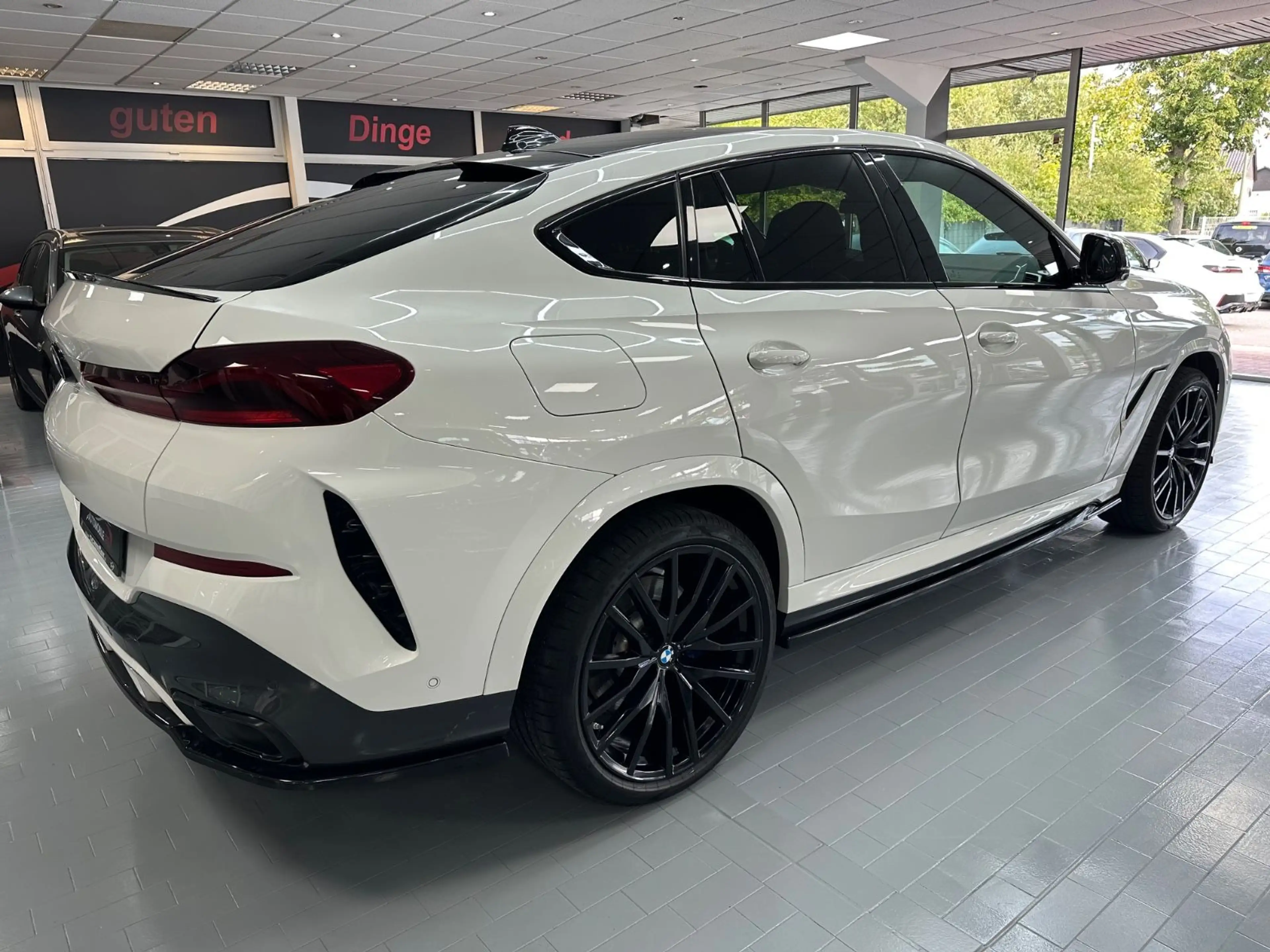 BMW X6 xDrive 30 d M Sport/ Pano/ Swarovski/22 Zoll — photo 7