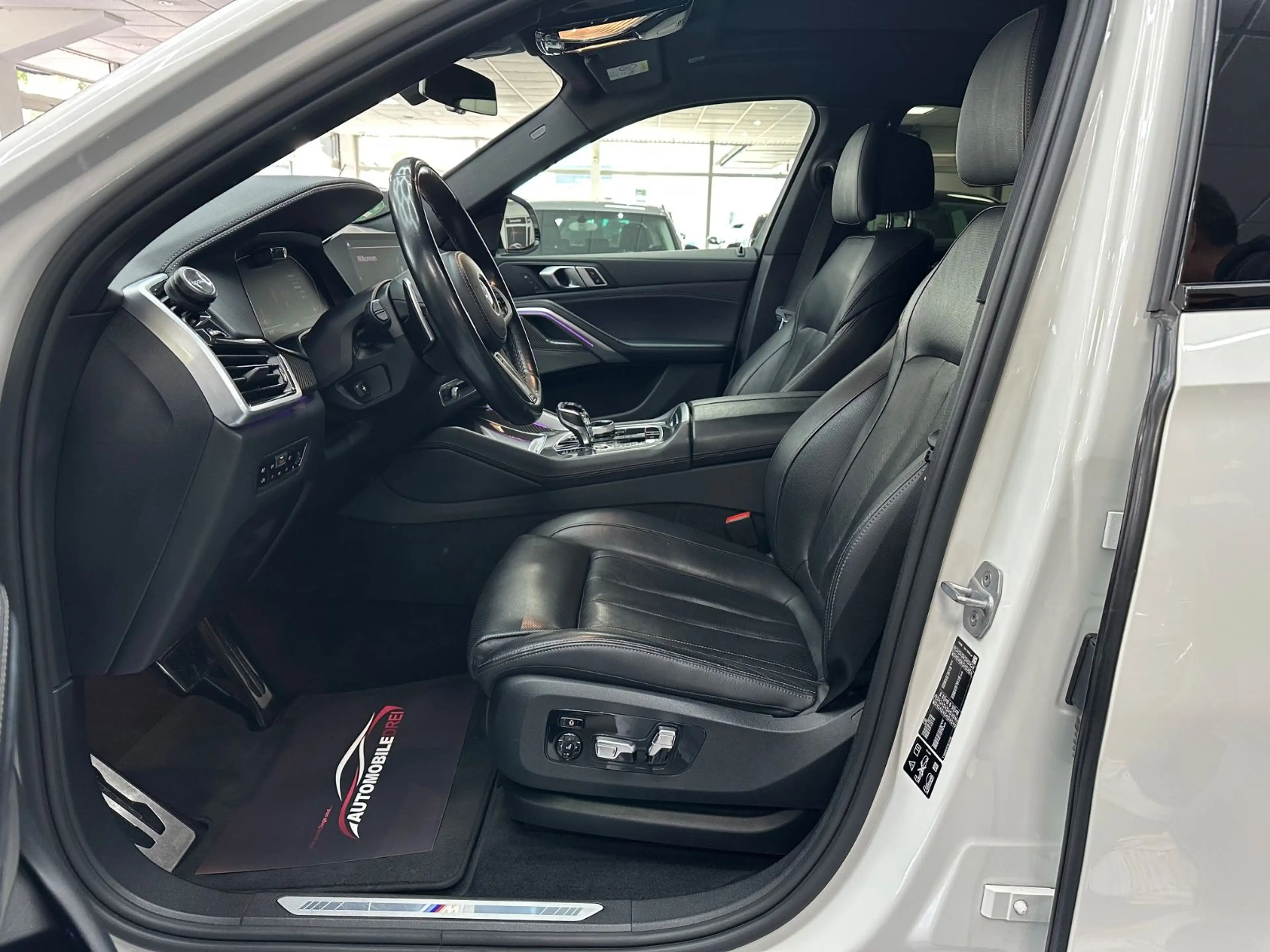 BMW X6 xDrive 30 d M Sport/ Pano/ Swarovski/22 Zoll — photo 14