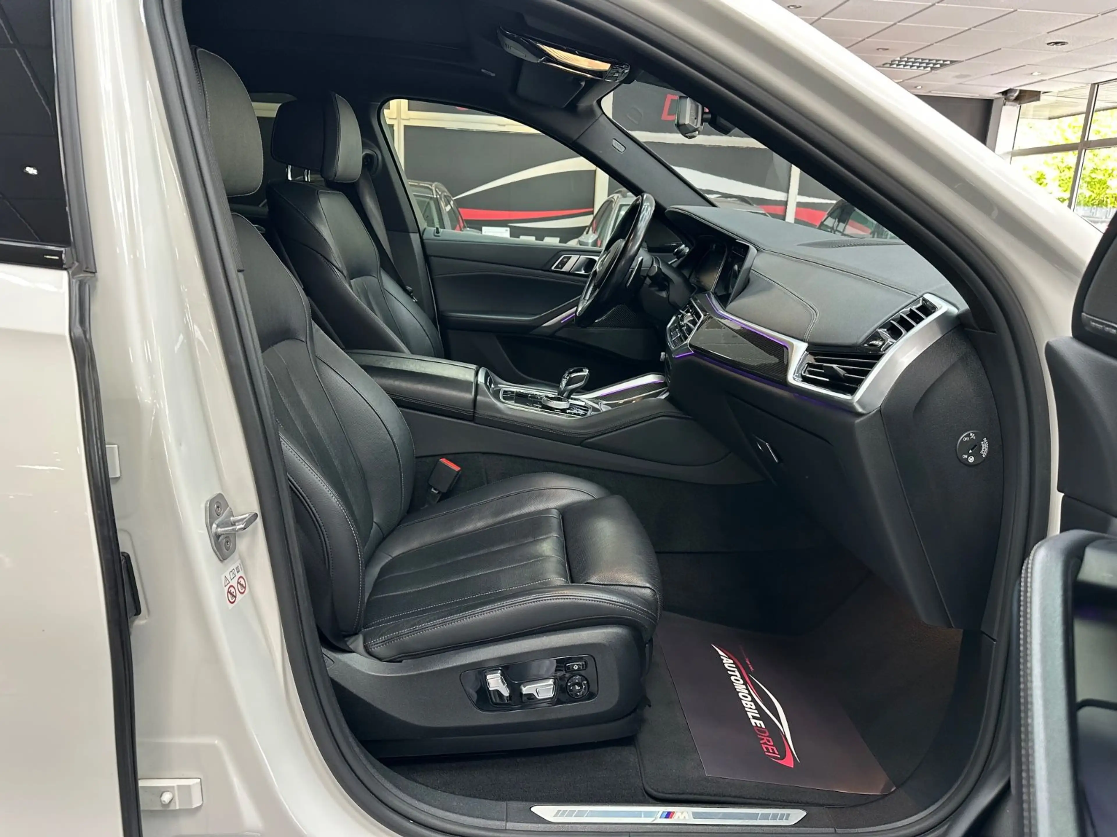 BMW X6 xDrive 30 d M Sport/ Pano/ Swarovski/22 Zoll — photo 15