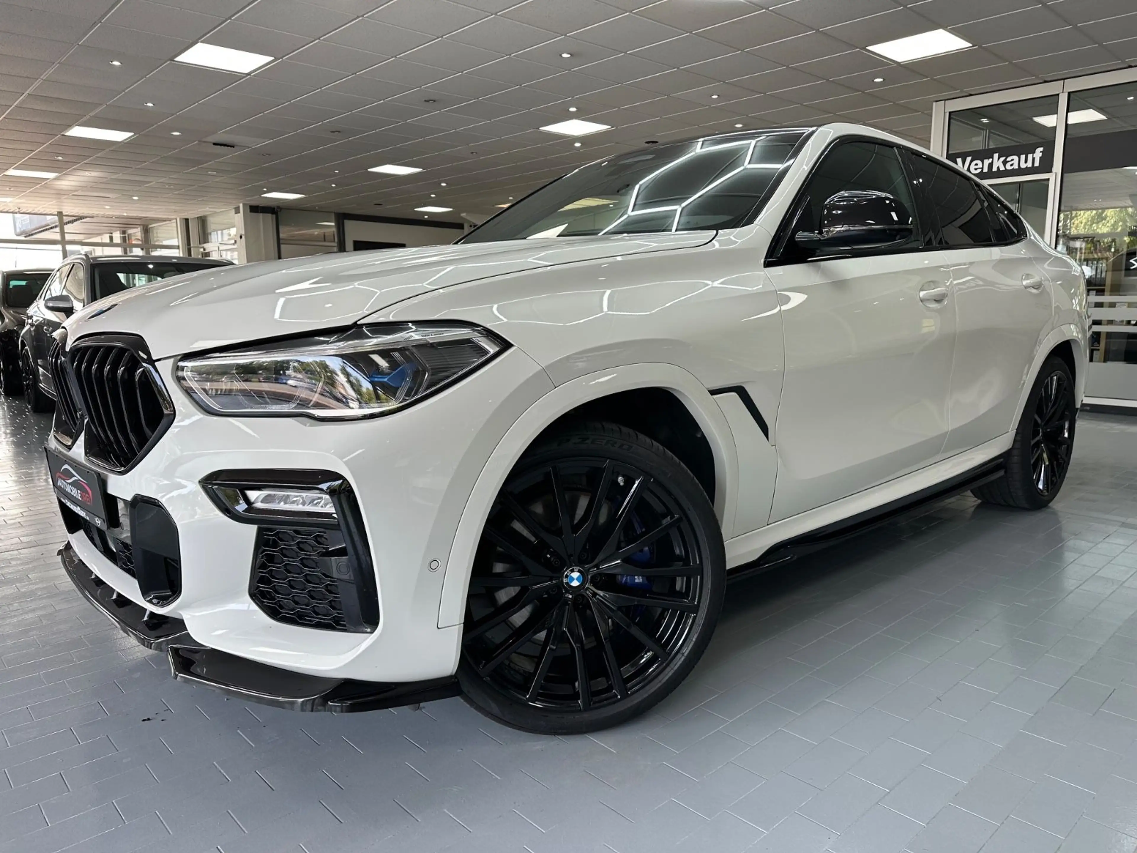 BMW X6 xDrive 30 d M Sport/ Pano/ Swarovski/22 Zoll
