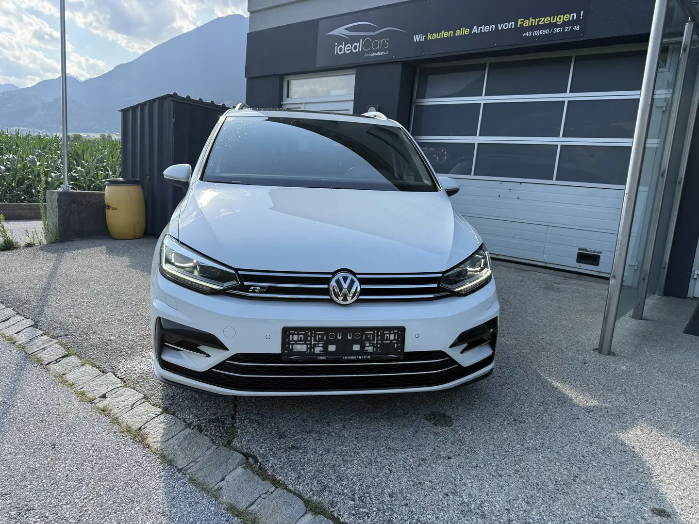 Volkswagen Touran R Line Highline 2,0 SCR TDI - 2