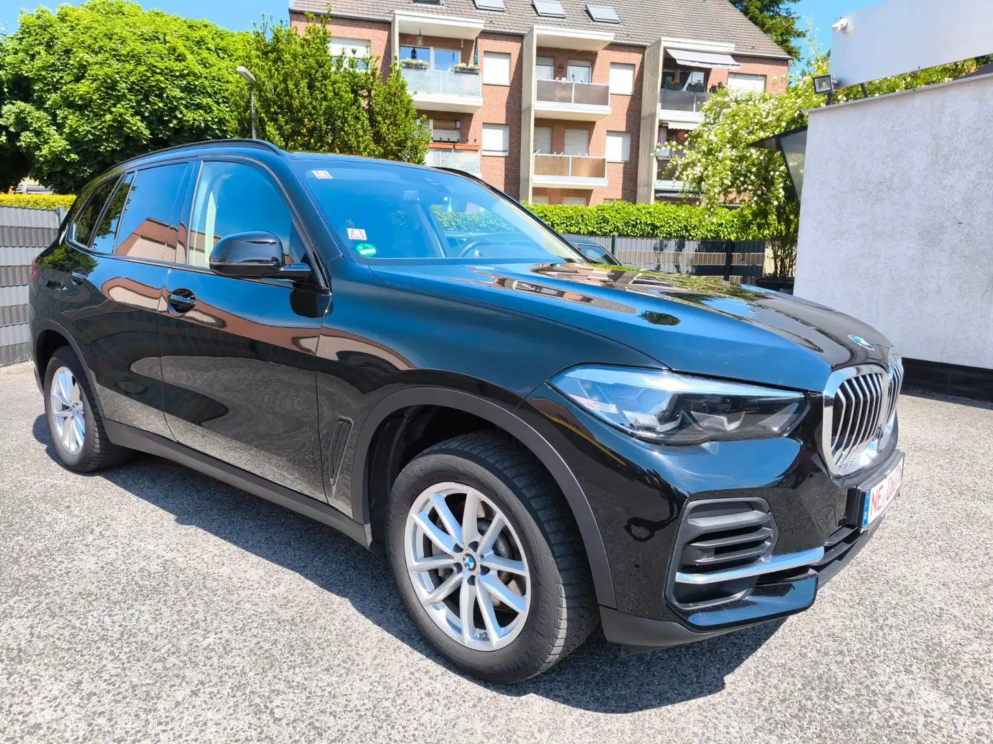 BMW X5 xDrive 25 d Schwarz - 1