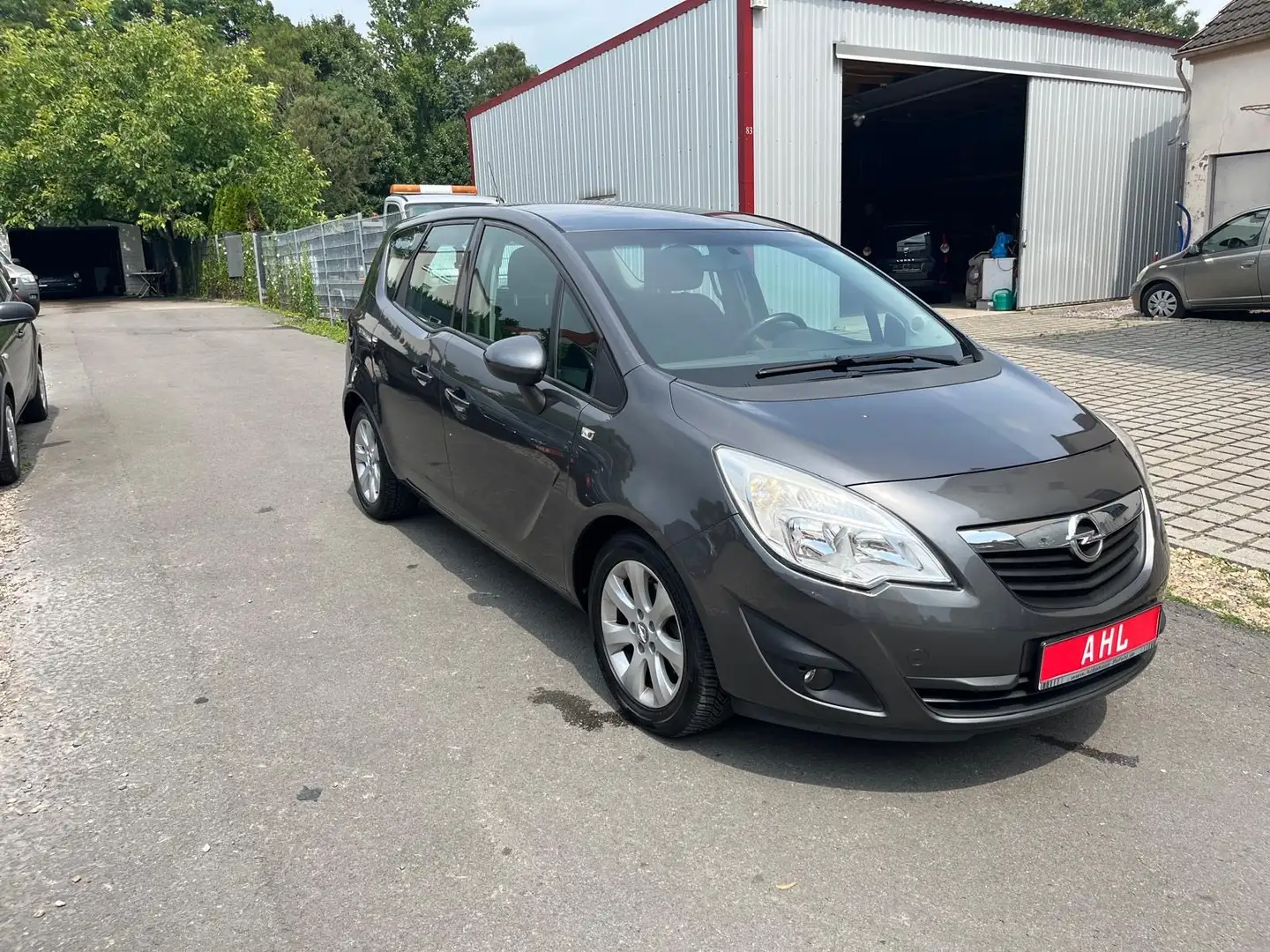 Opel Meriva Edition/Sehr gepflegt/Temp./Klima/Alu/TÜV Neu Grau - 2