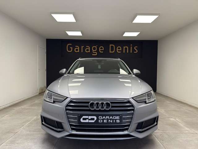 Audi A4 — photo 2