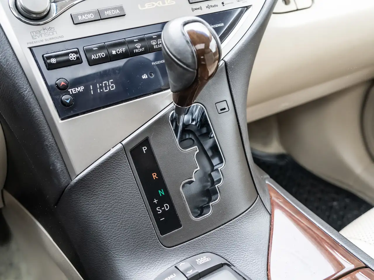 Lexus RX снимка Lexus RX