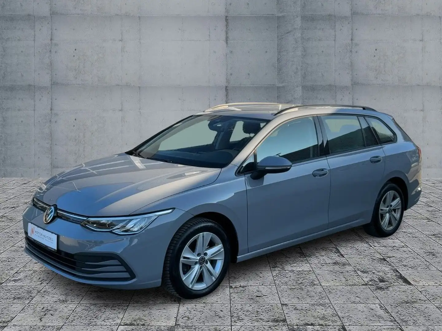 Volkswagen Golf Variant Golf VIII Variant 2.0 TDI DSG LIFE LED+AHK+STHZG Grau - 2