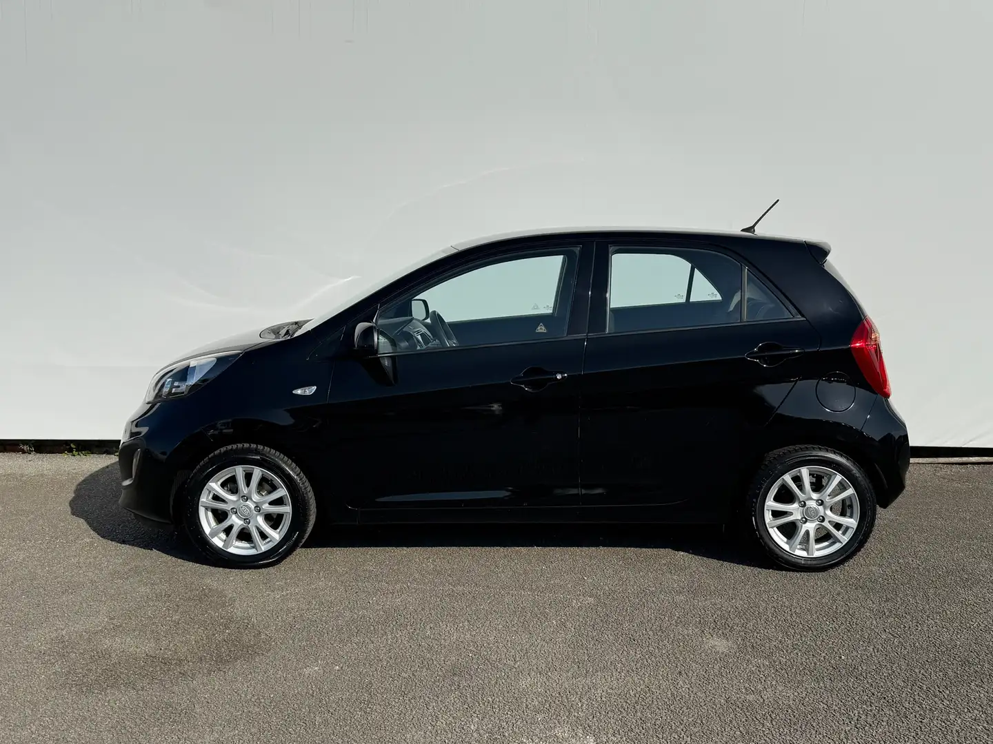 Kia Picanto 1.0 CVVT ISG Comfort Pack Sportvelgen | 5 Deurs | Schwarz - 2
