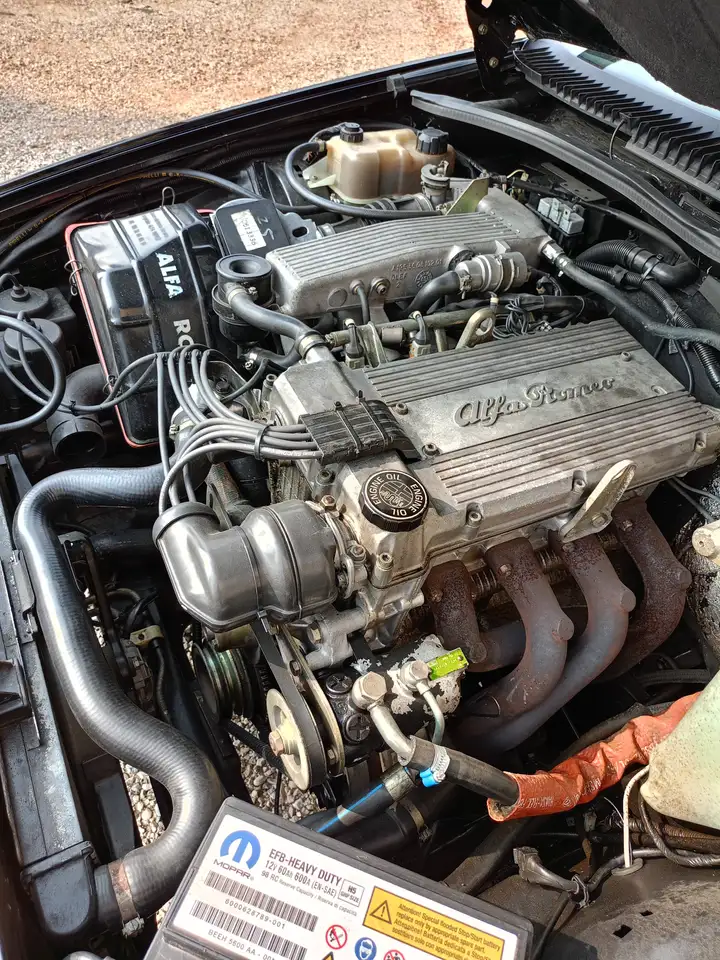 Alfa Romeo 75 2.0i ts, foto 5