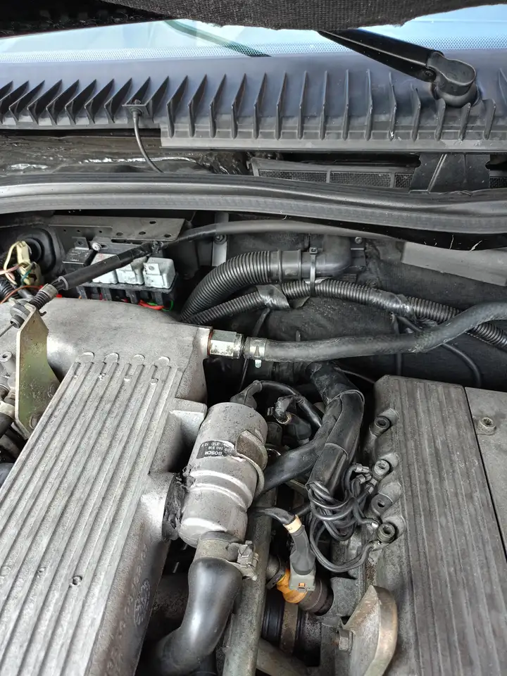 Alfa Romeo 75 2.0i ts, foto 4