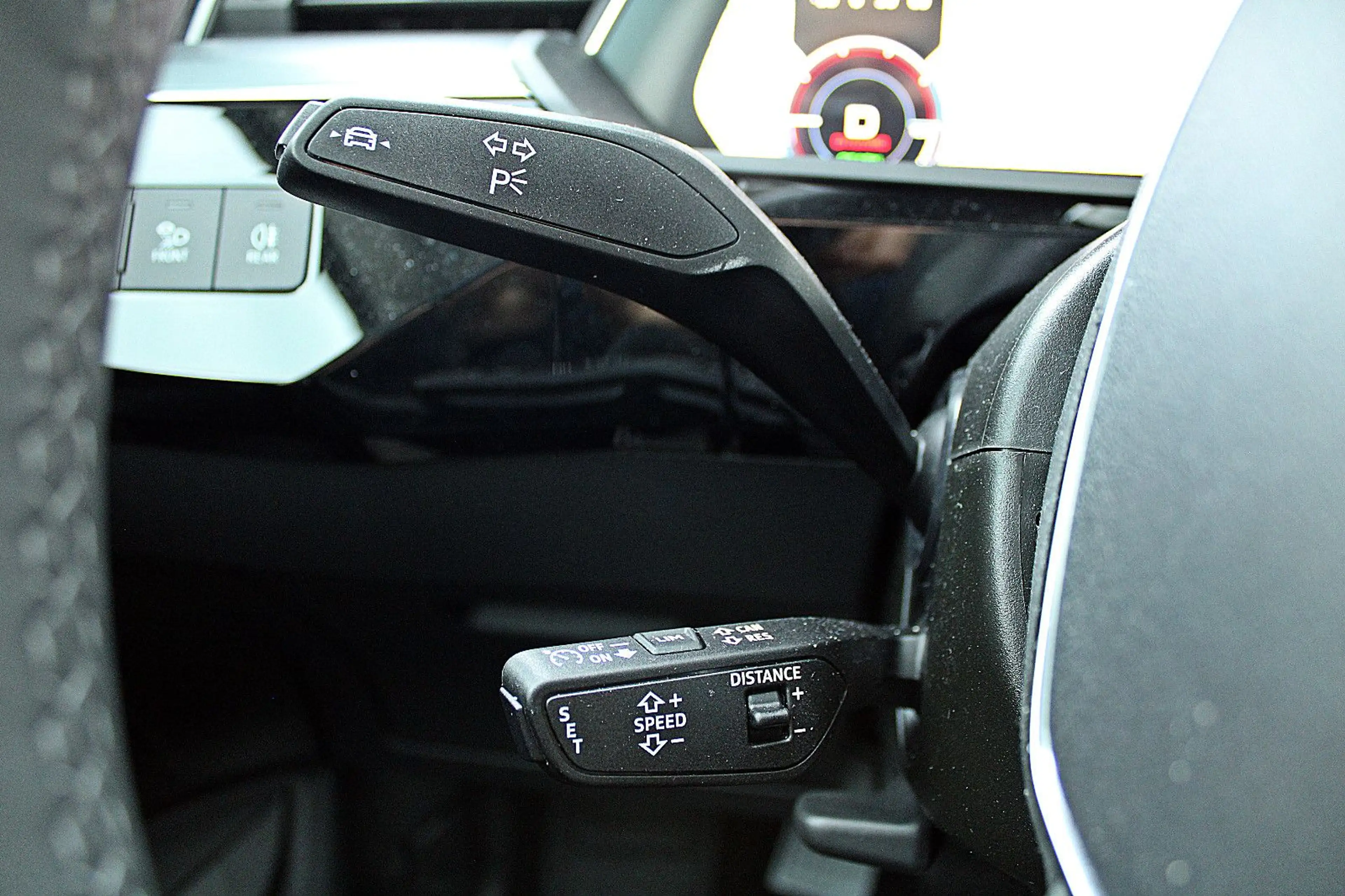 Audi Q8 e-tron 55 qu AHK 360° LEDER HuD MATRIX MEMORY — photo 15