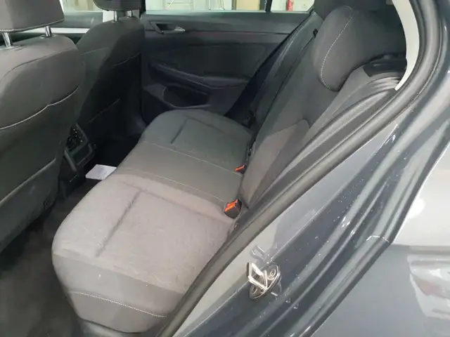 Volkswagen Golf view 14