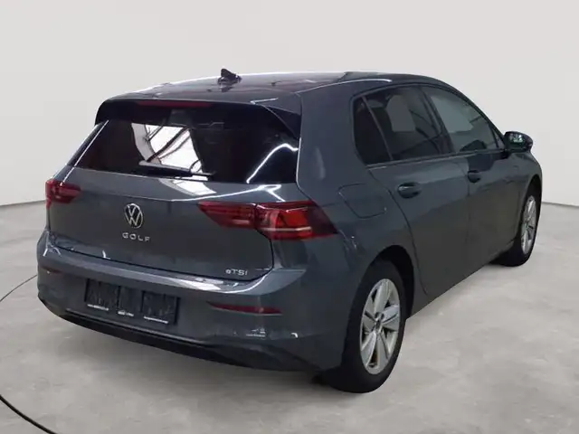Volkswagen Golf view 4