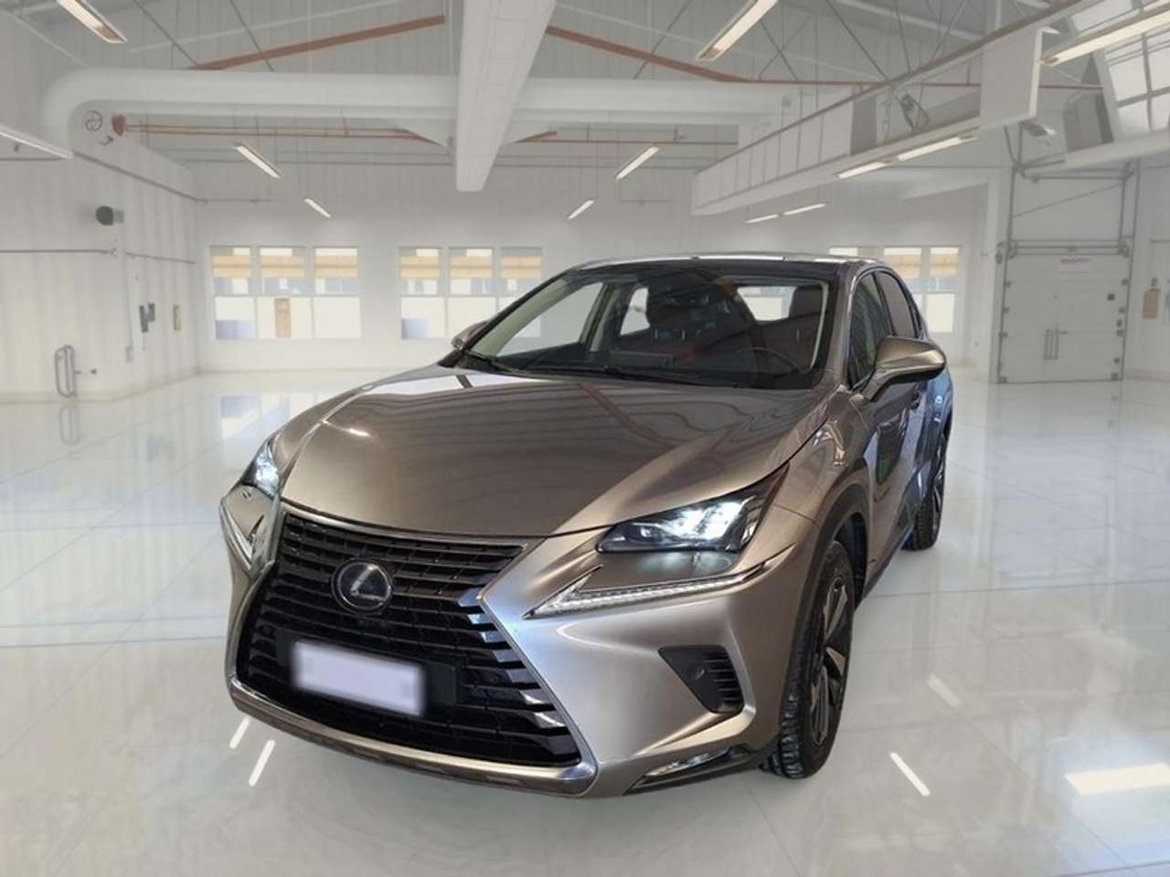 Lexus NX 300 Hybrid Luxury 4WD