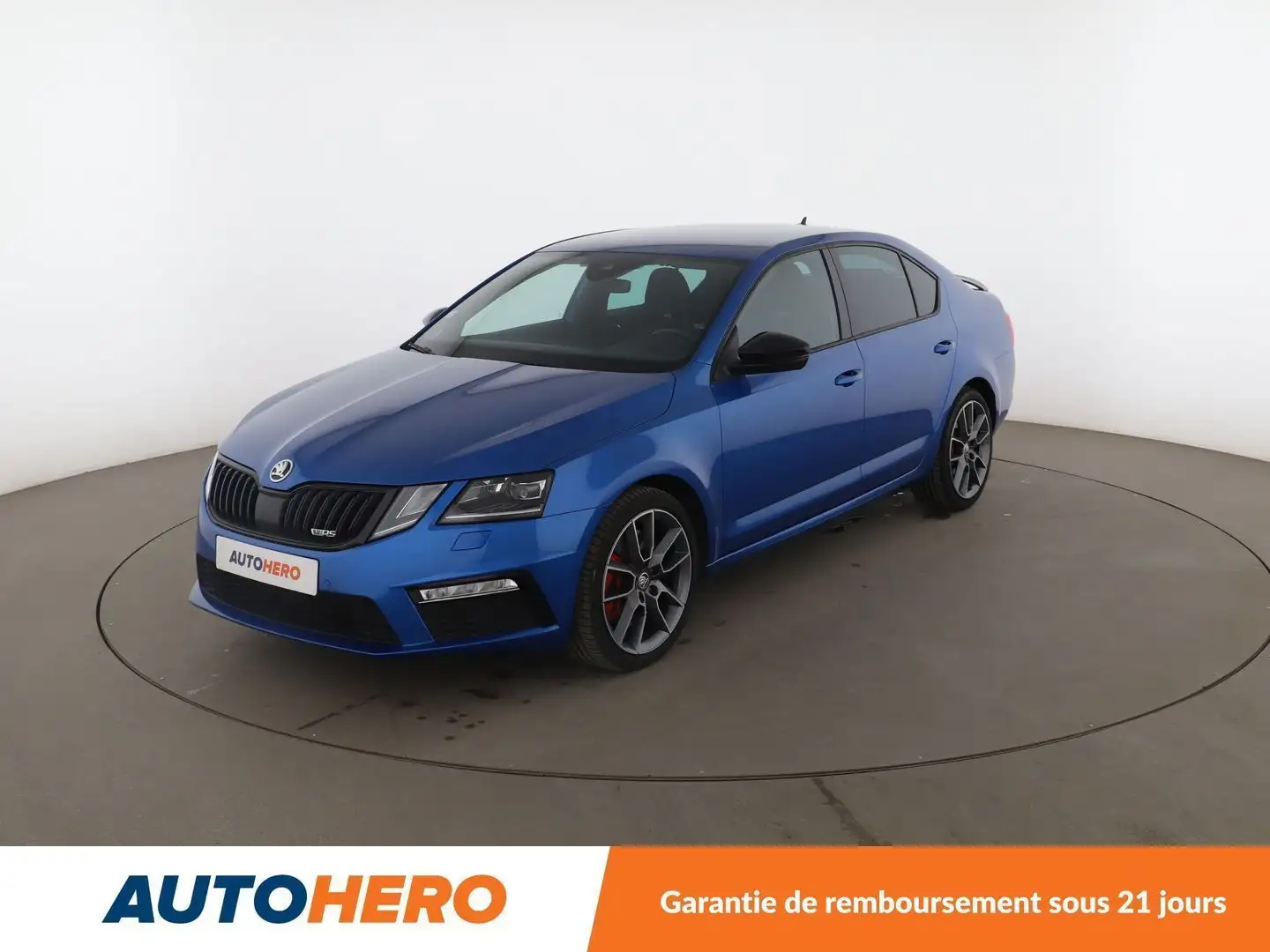 Skoda Octavia 2.0 TSI RS DSG7 Bleu - 1