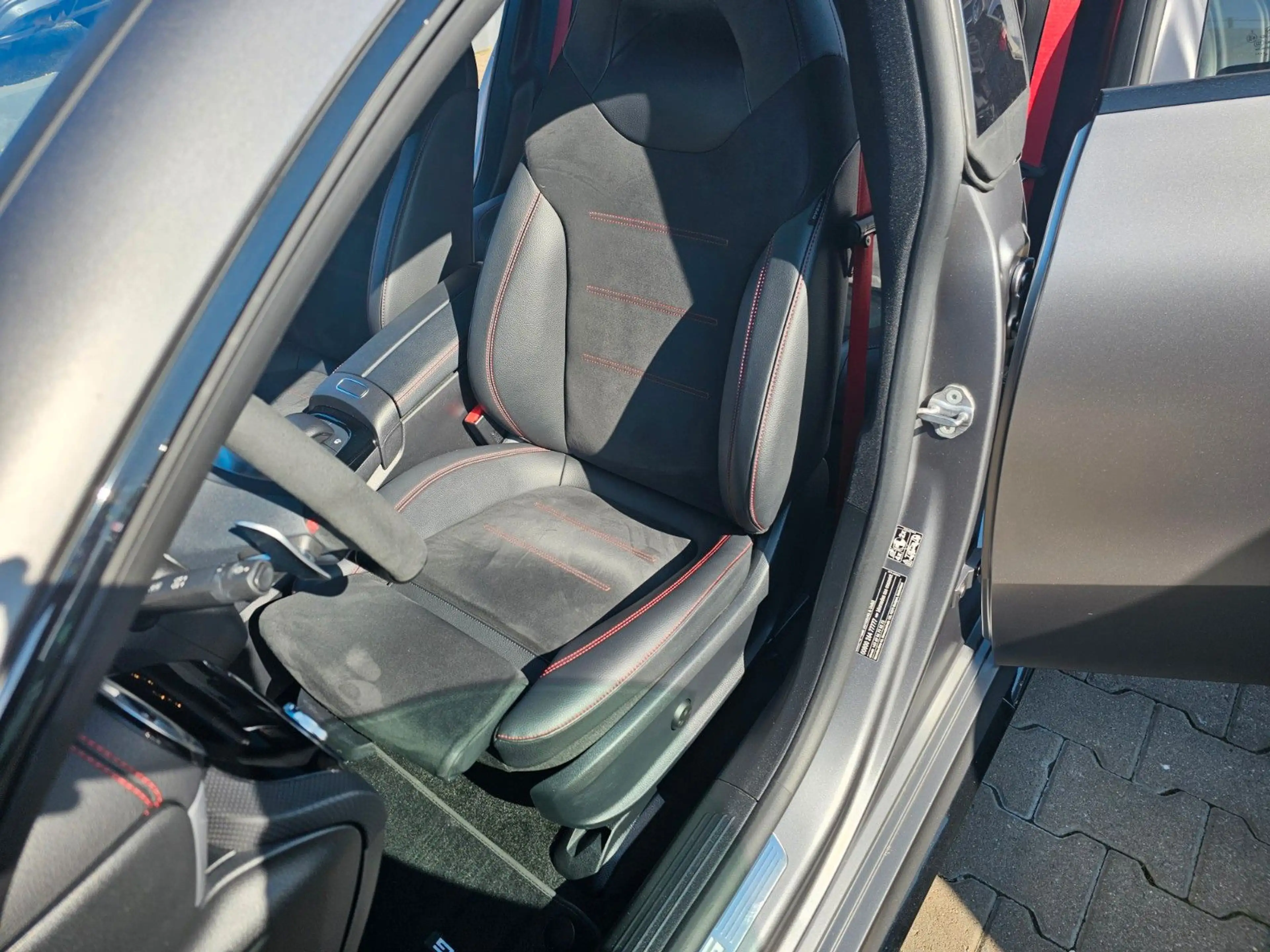 Mercedes-Benz CLA 45 AMG CLA 45s AMG 4Matic*NIGHT PAKET*PANO*LED*SHZ*ACC* — photo 12