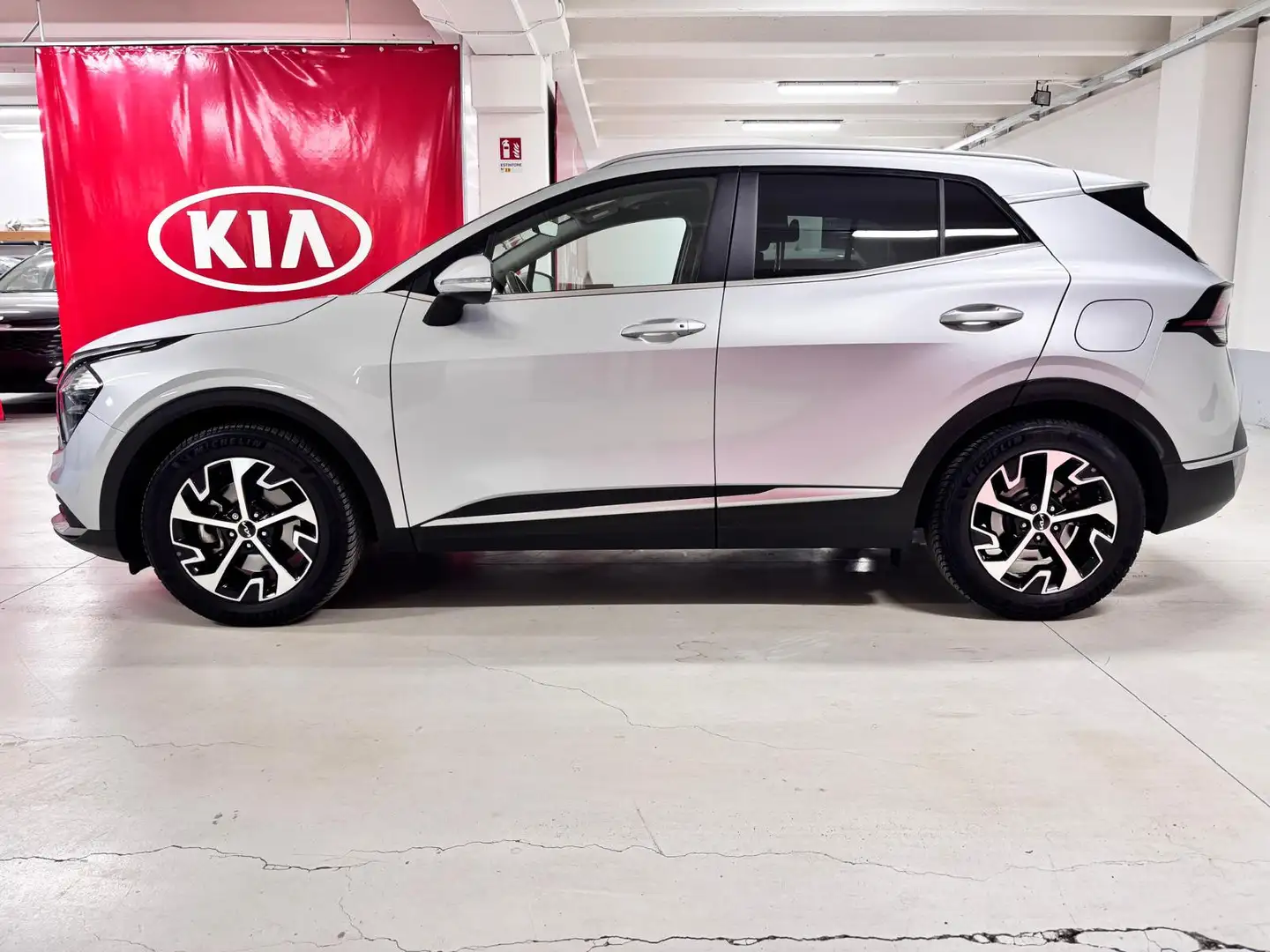 Kia Sportage 1.6 tgdi Gpl Style 136cv 2wd Grijs - 2