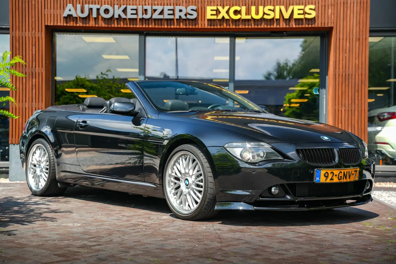 BMW 650 6-serie Cabrio 650i Automaat Navigatie PDC Cruise Schwarz - 1
