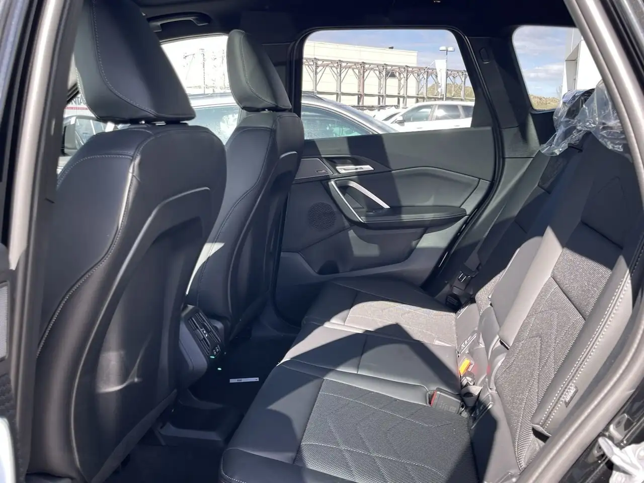 BMW X1 снимка BMW X1