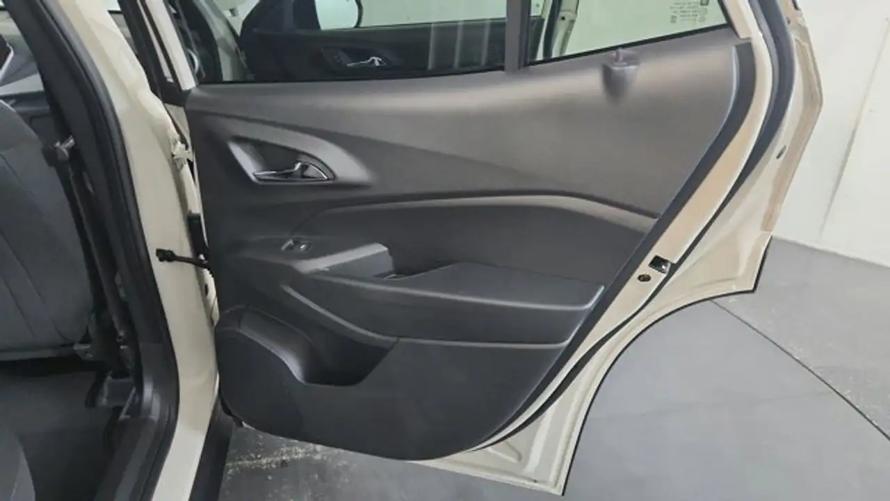 Chevrolet Trax снимка Chevrolet Trax