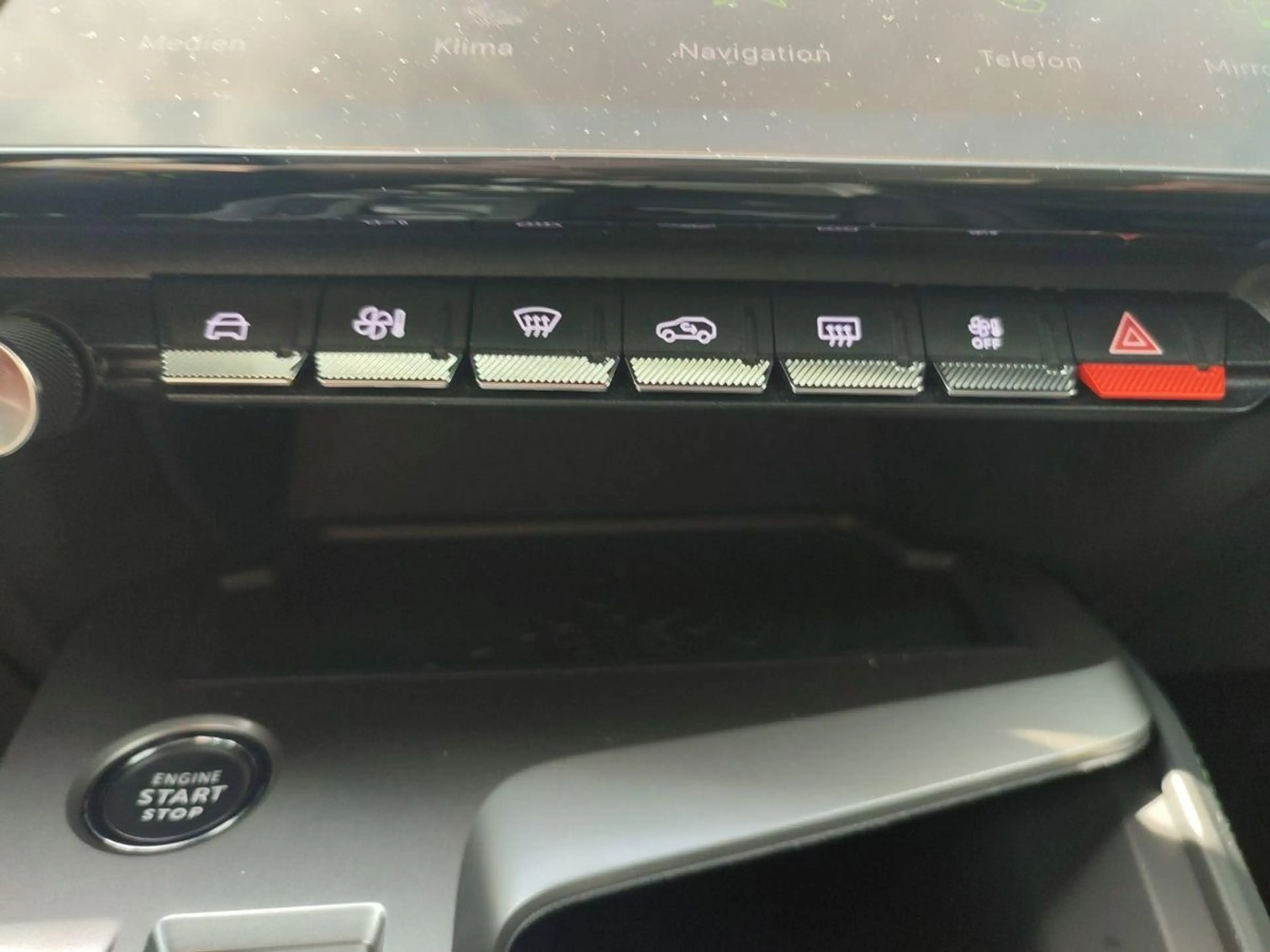 Peugeot 308 Hybrid 136 GT *Leder*NAVI*Kamera*Car Play* — photo 10