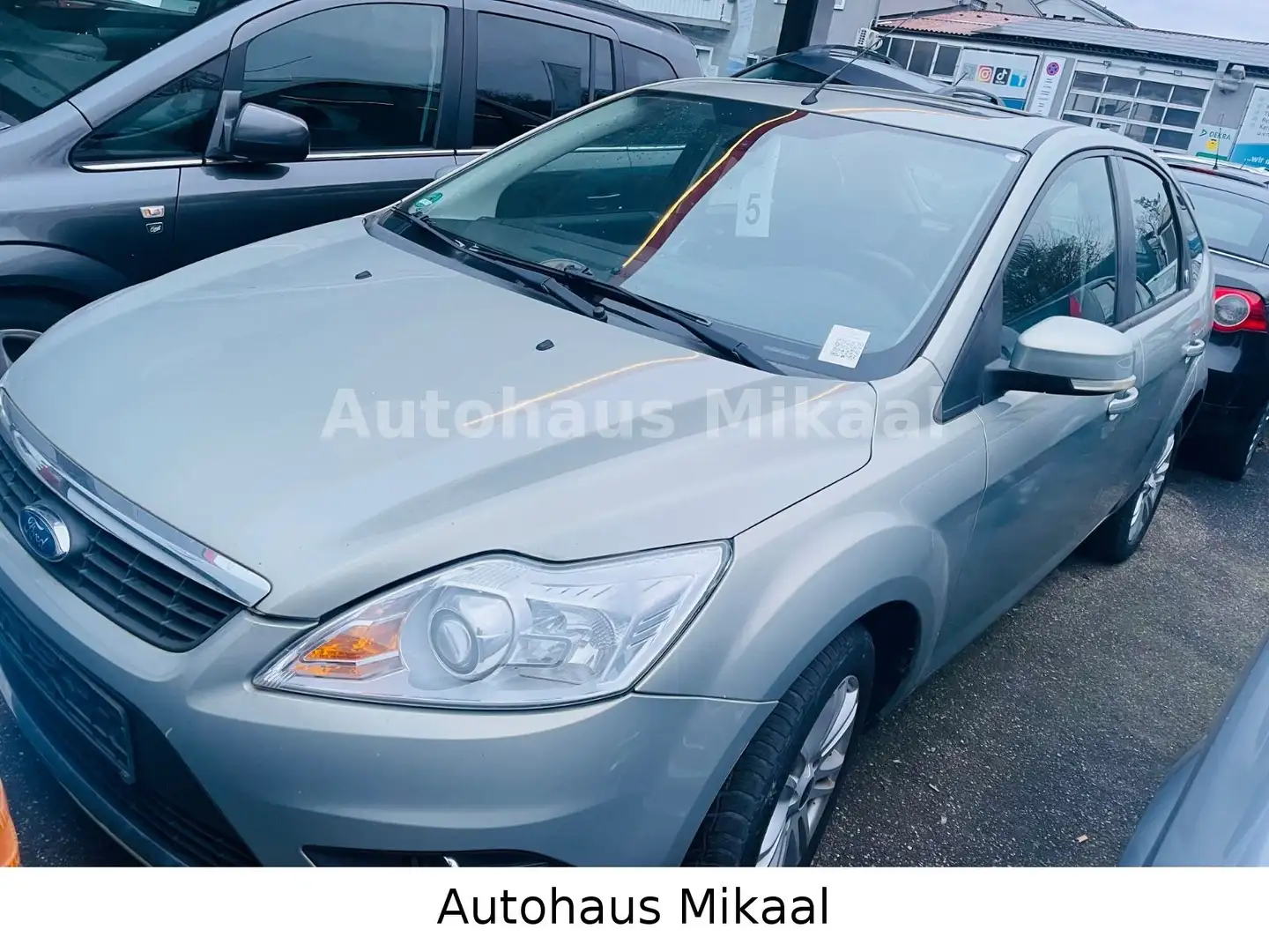 Ford Focus Lim. Ghia Gold - 2