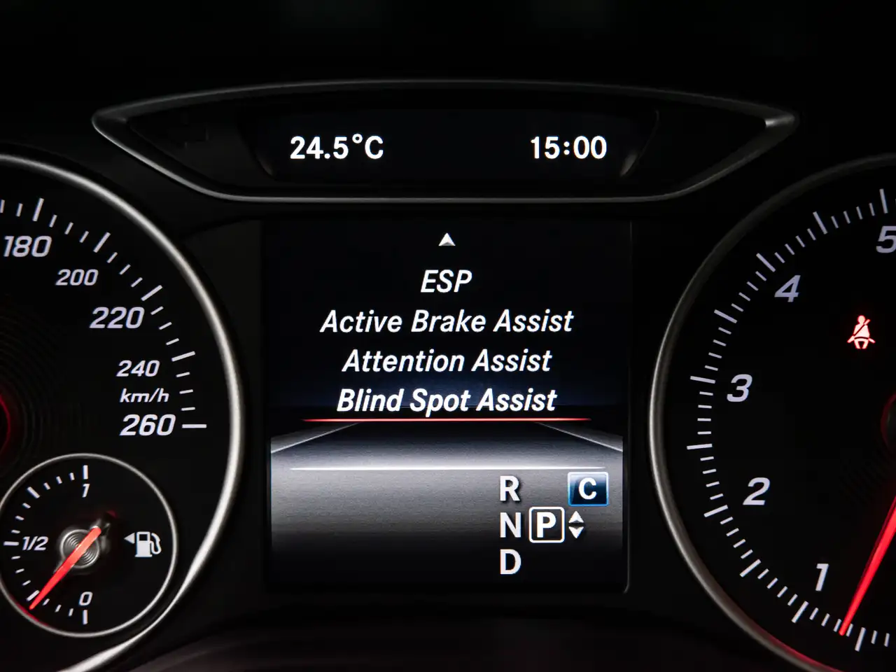 Mercedes-Benz B-Class photo Mercedes-Benz B-Class