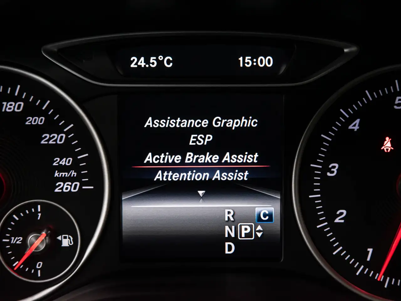Mercedes-Benz B-Class photo Mercedes-Benz B-Class