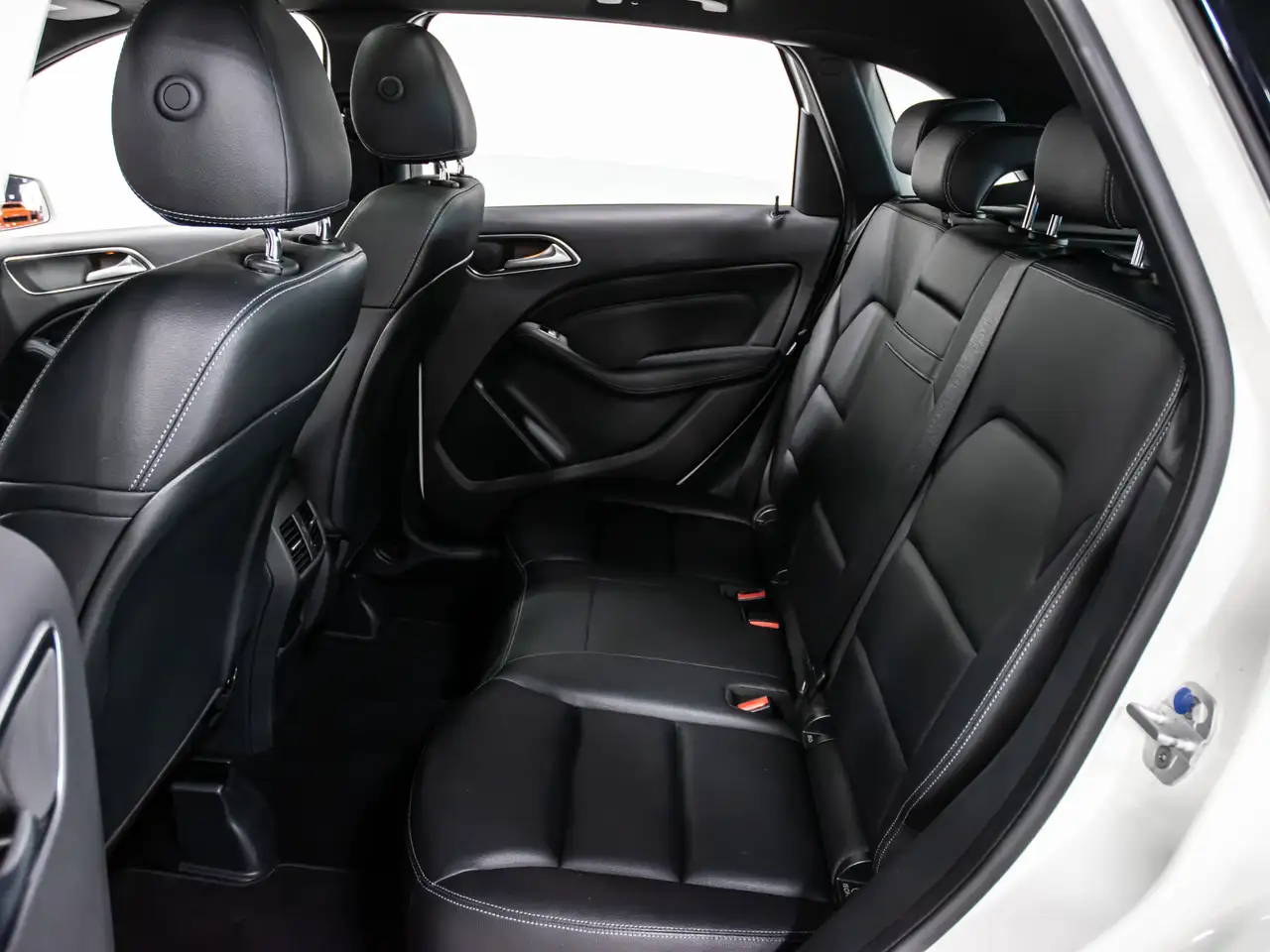 Mercedes-Benz B-Class photo Mercedes-Benz B-Class