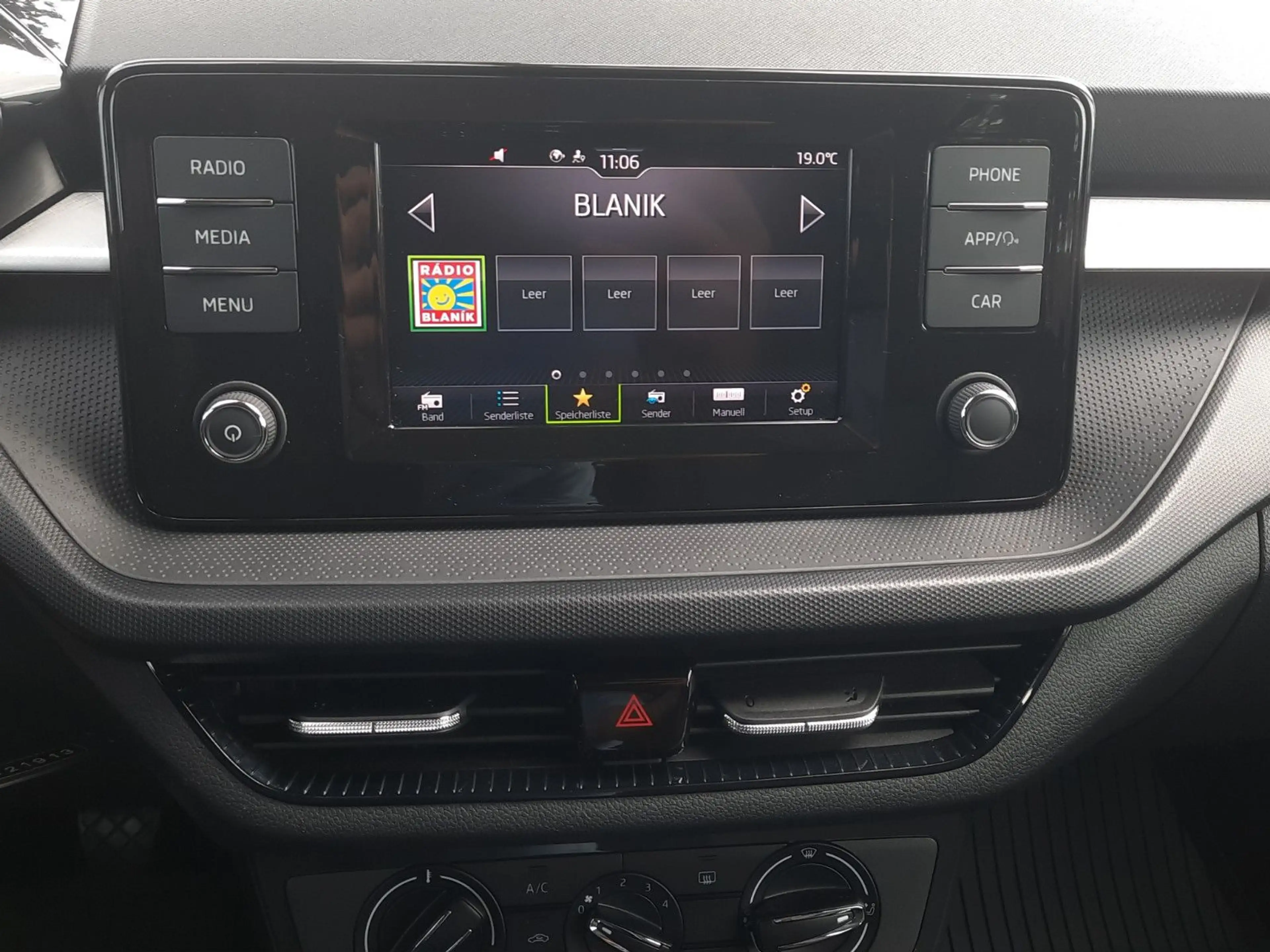 Skoda Fabia Ambition — photo 16