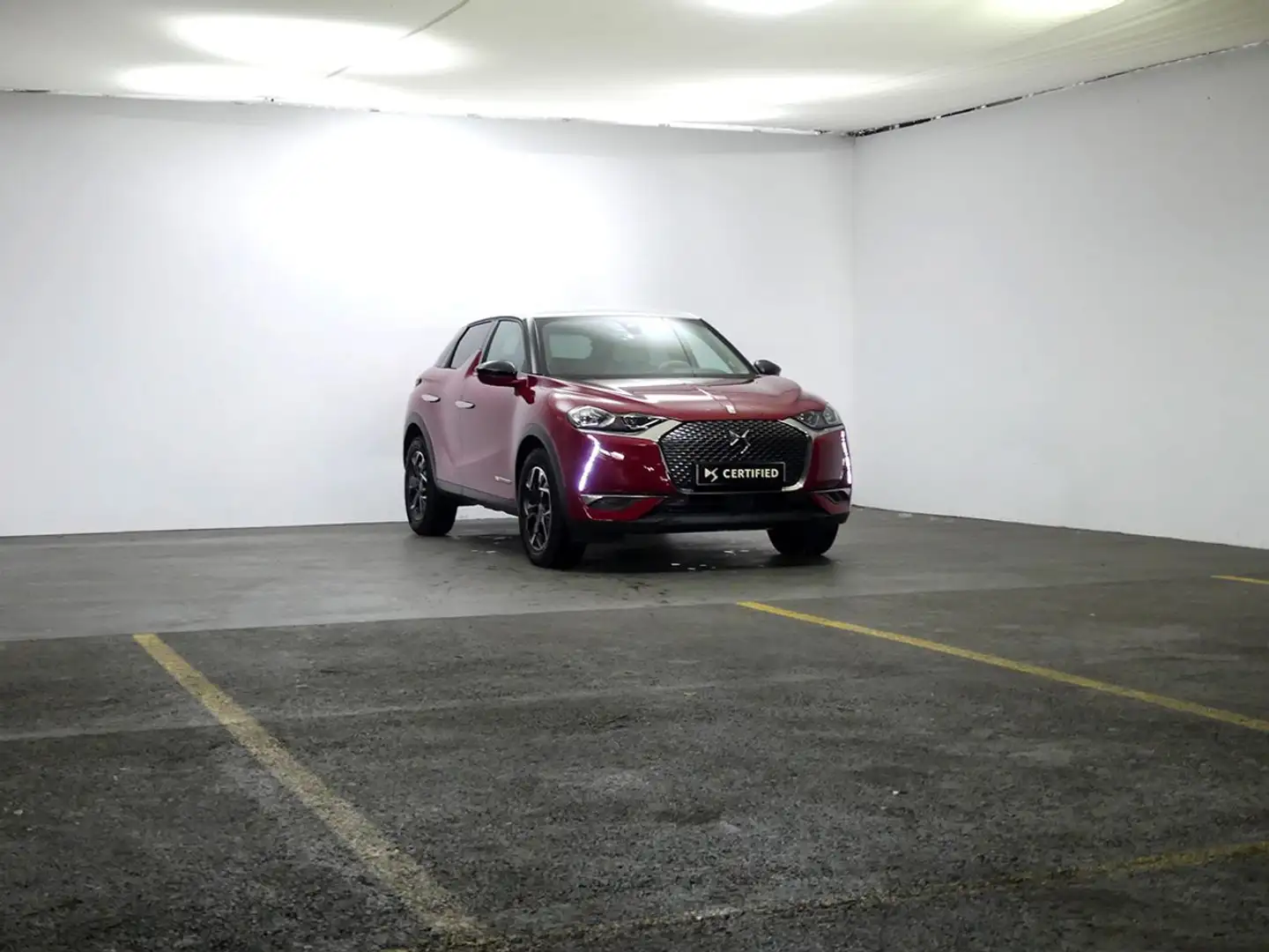 DS Automobiles DS 3 Crossback 1.2 PURETECH 73KW CONNECTED CHIC 100 5P Rot - 2