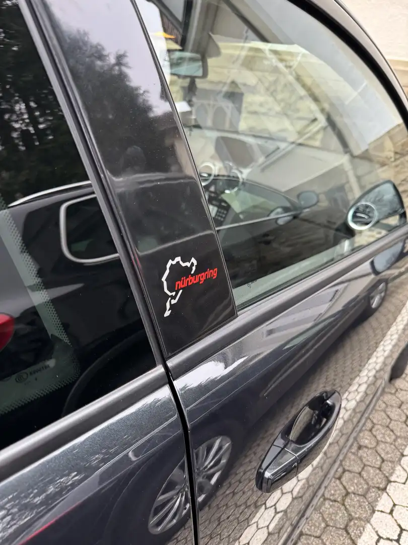 Opel Corsa 1.6 Turbo OPC Nürburgring Edition - 1