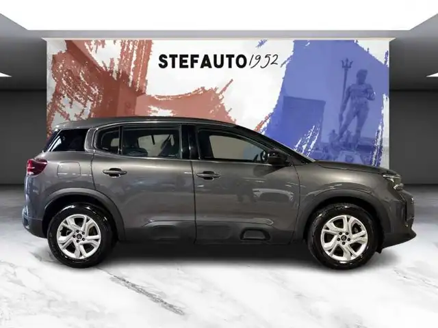Citroen C5 Aircross view 3