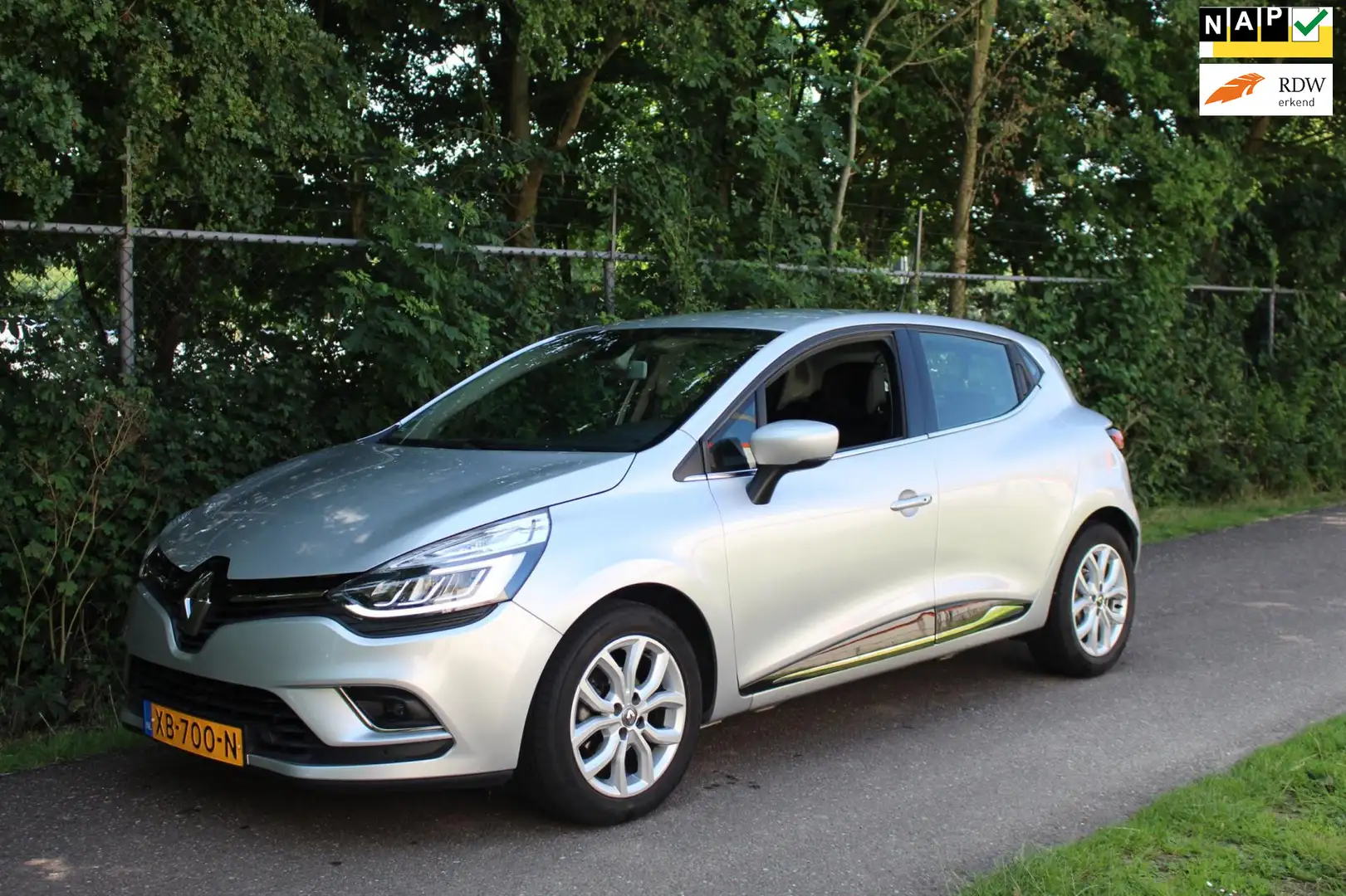 Renault Clio 0.9 TCe Intens *Keyless *Camera *Navigatie Gris - 1