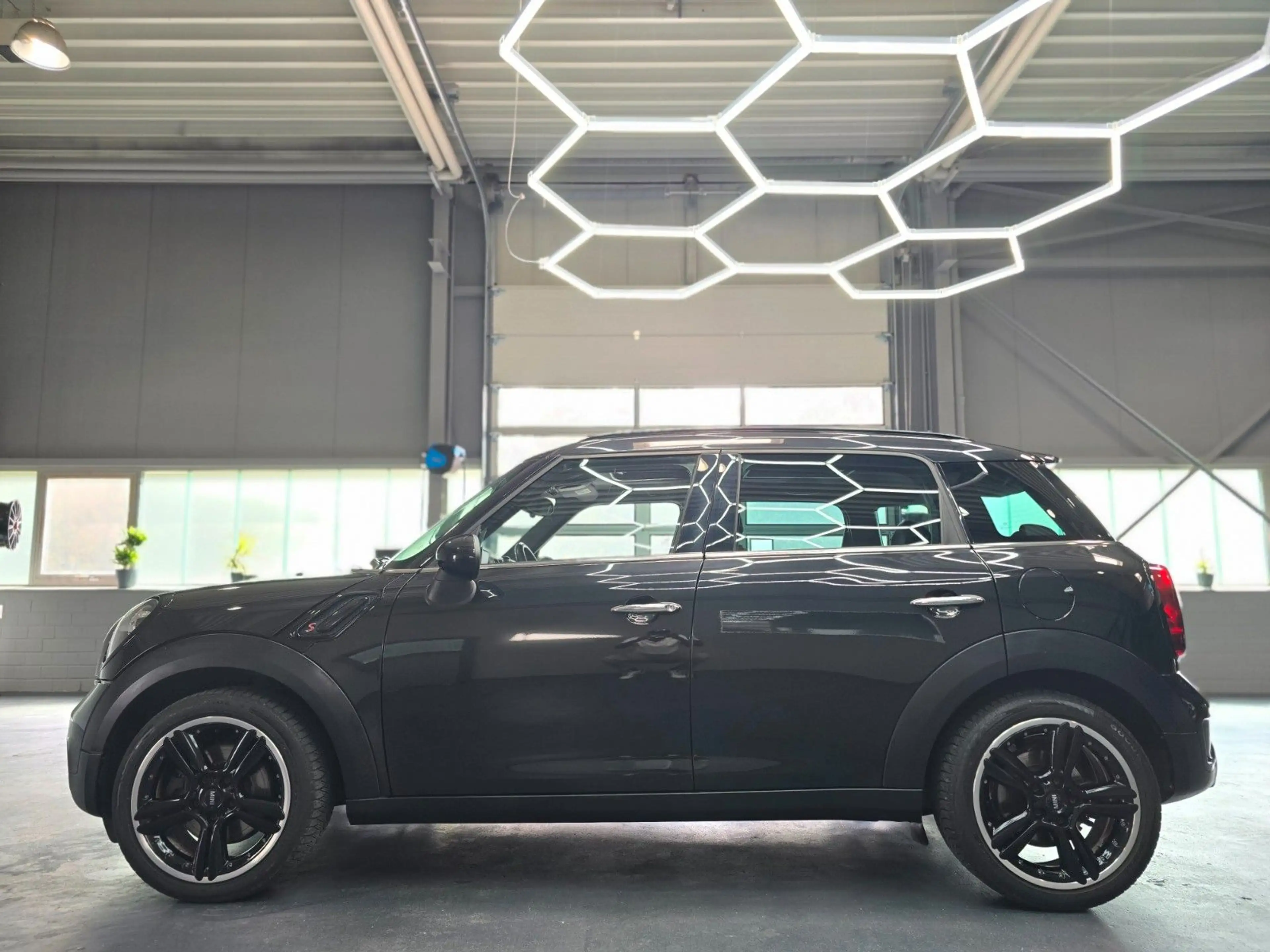 MINI Cooper S Aut./Chili/Pano/Navi/Kamera/SitzHzg — photo 4