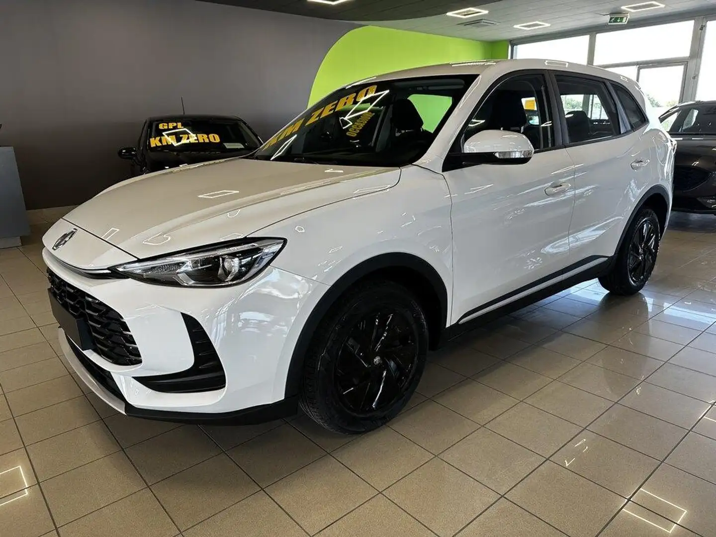 MG ZS 1.5 Standard Bianco - 1