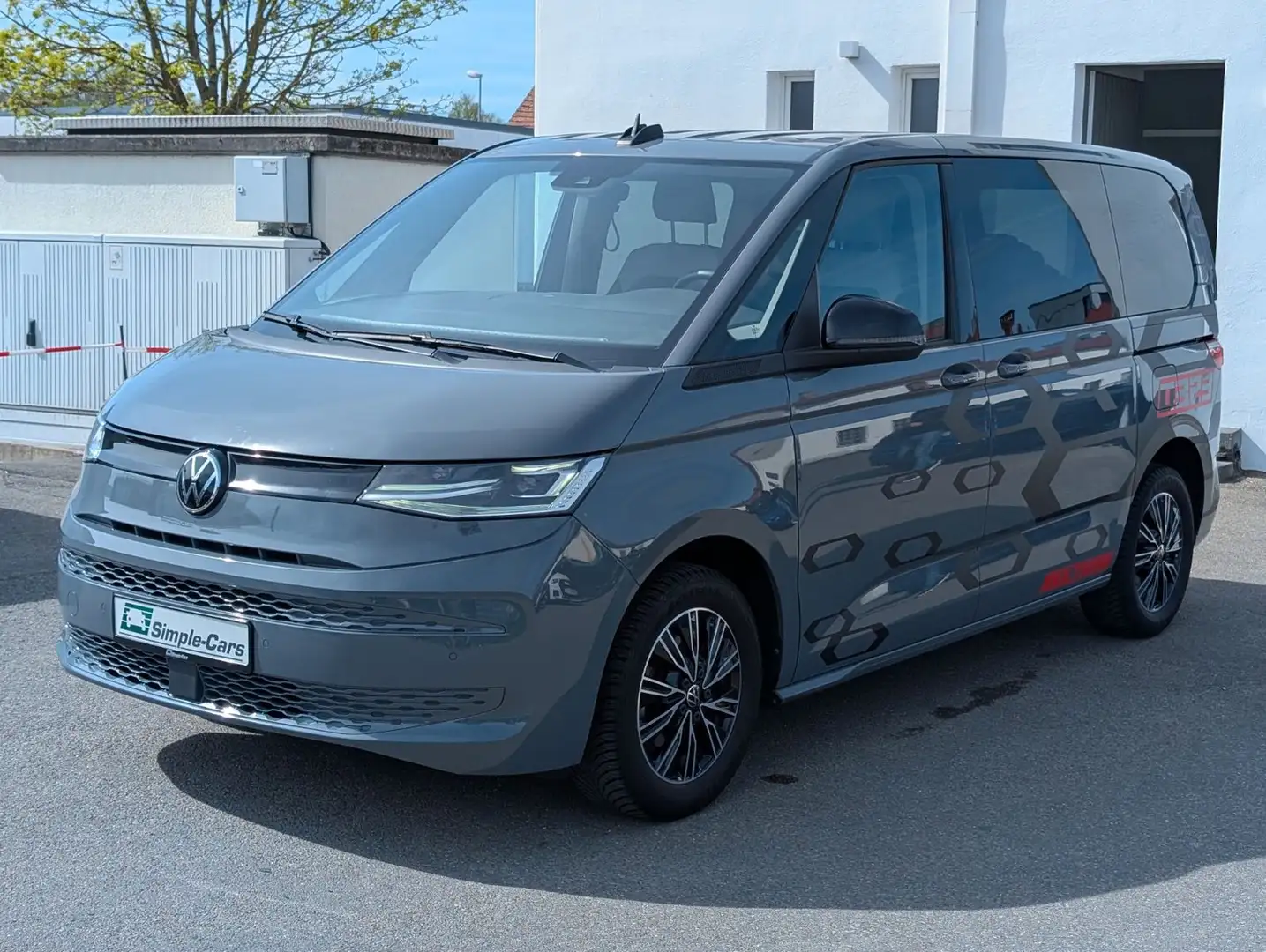 Volkswagen T7 Multivan Launch 1.5TSI*7 Sitzer*MATRIX*KAMERA Grau - 1