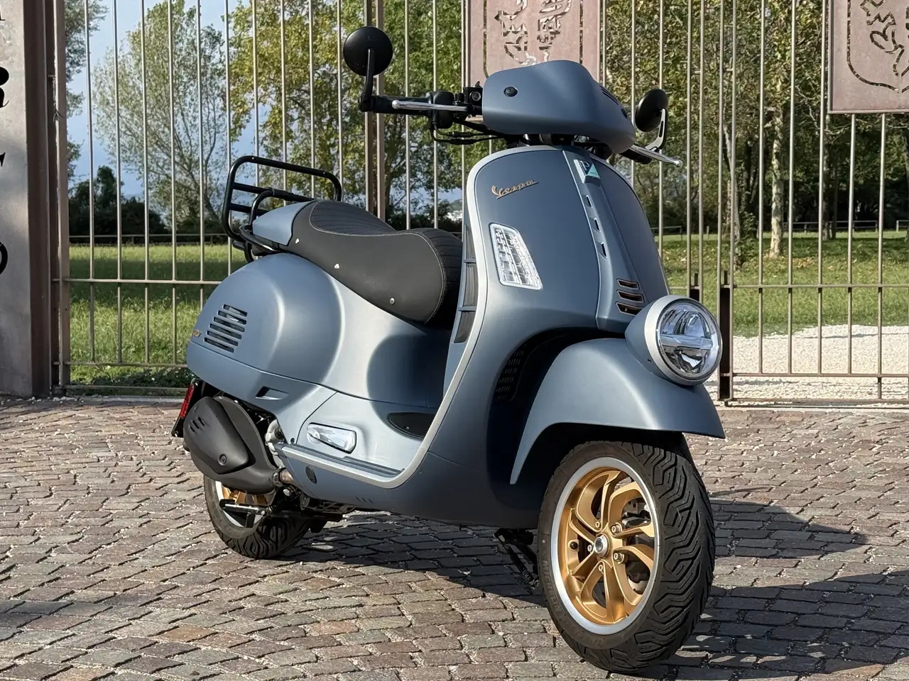 Vespa GTV 310