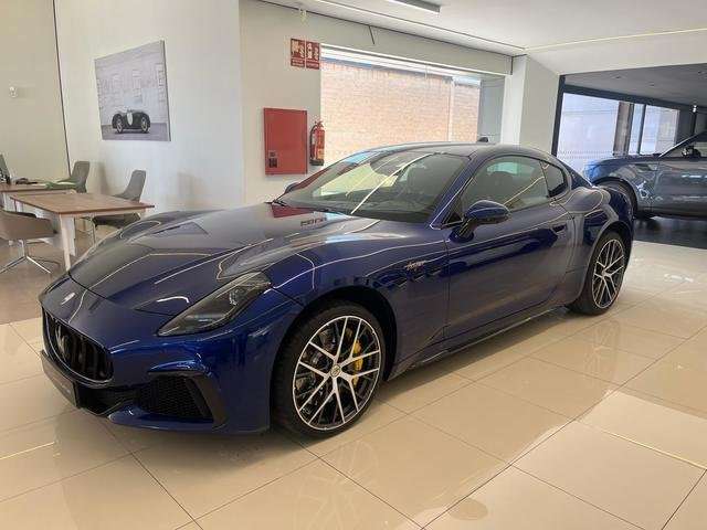 Maserati GranTurismo Trofeo Aut. 550 AWD - foto 1
