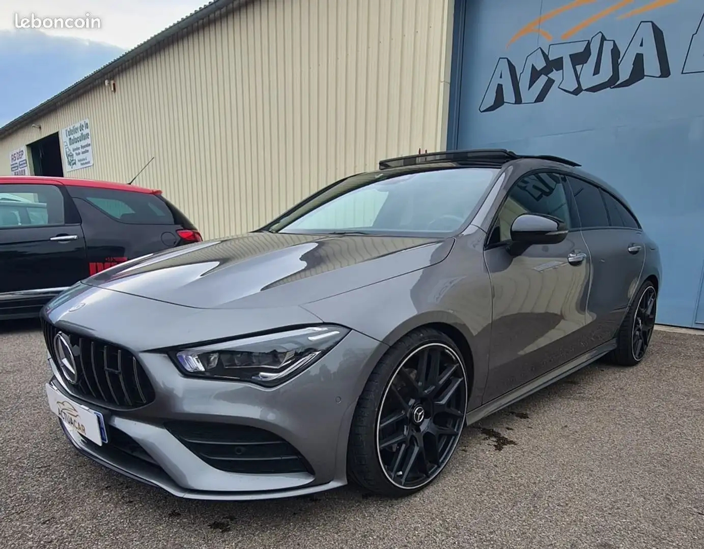 Mercedes-Benz CLA 200 200d break amg line full options Grau - 2