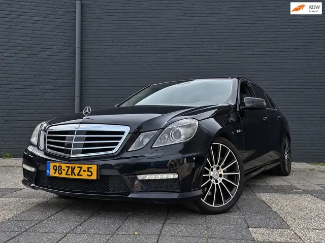 Mercedes-Benz E 63 AMG | Full Option