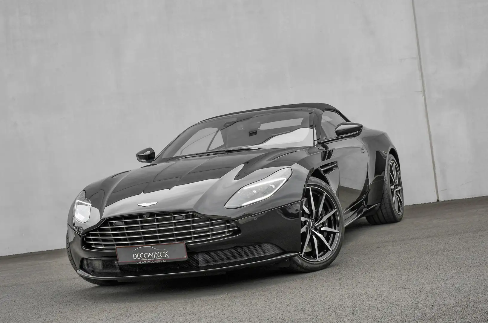 Aston Martin DB11 4.0 V8 BiTurbo *360 CAM*MEMORY*B&O 3D*HEATED SEAT* Schwarz - 1