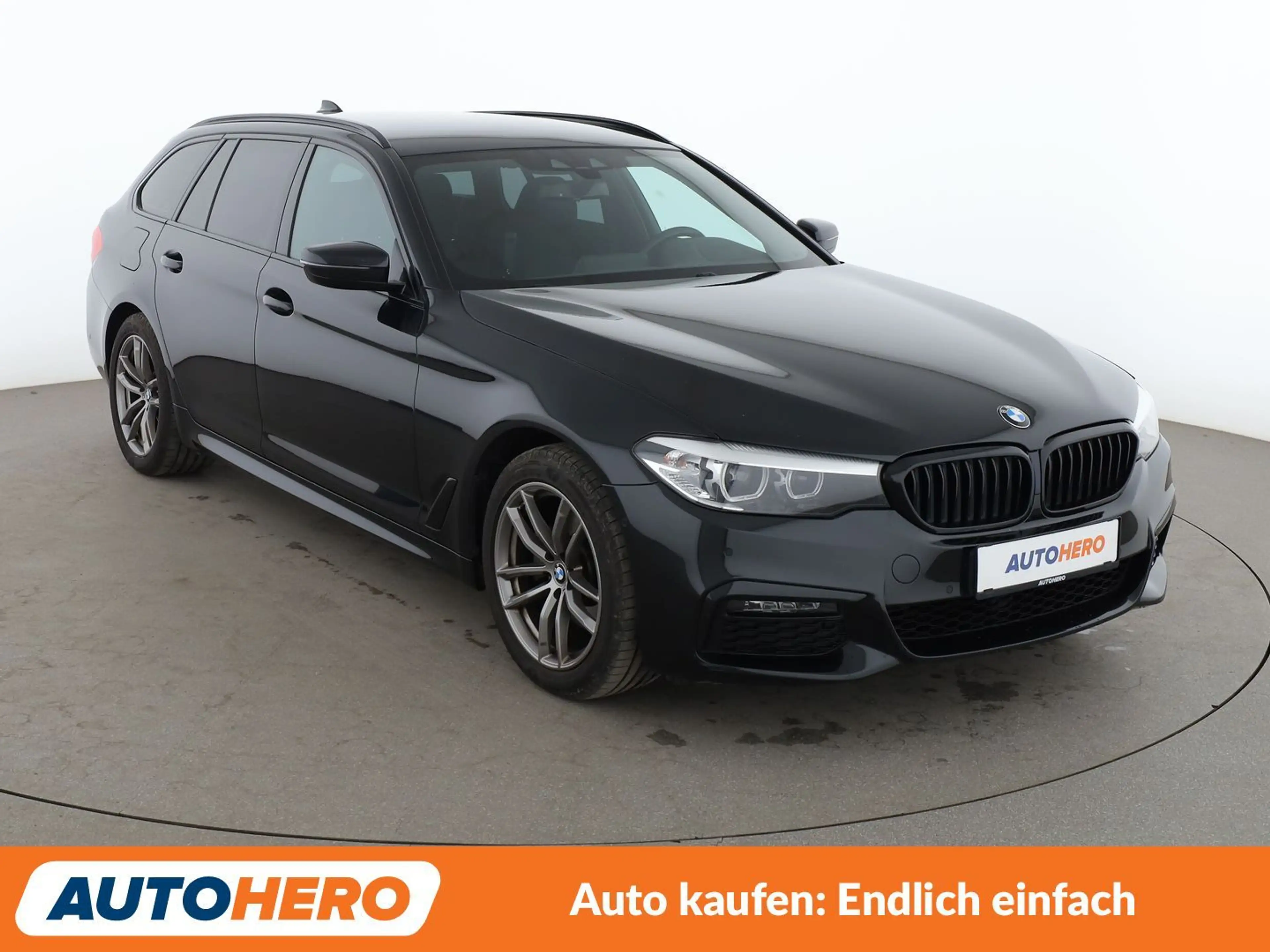 BMW 520 520d M Sport Aut. *NAVI*HUD*LED*TEMPO*CAM*SHZ* — photo 8