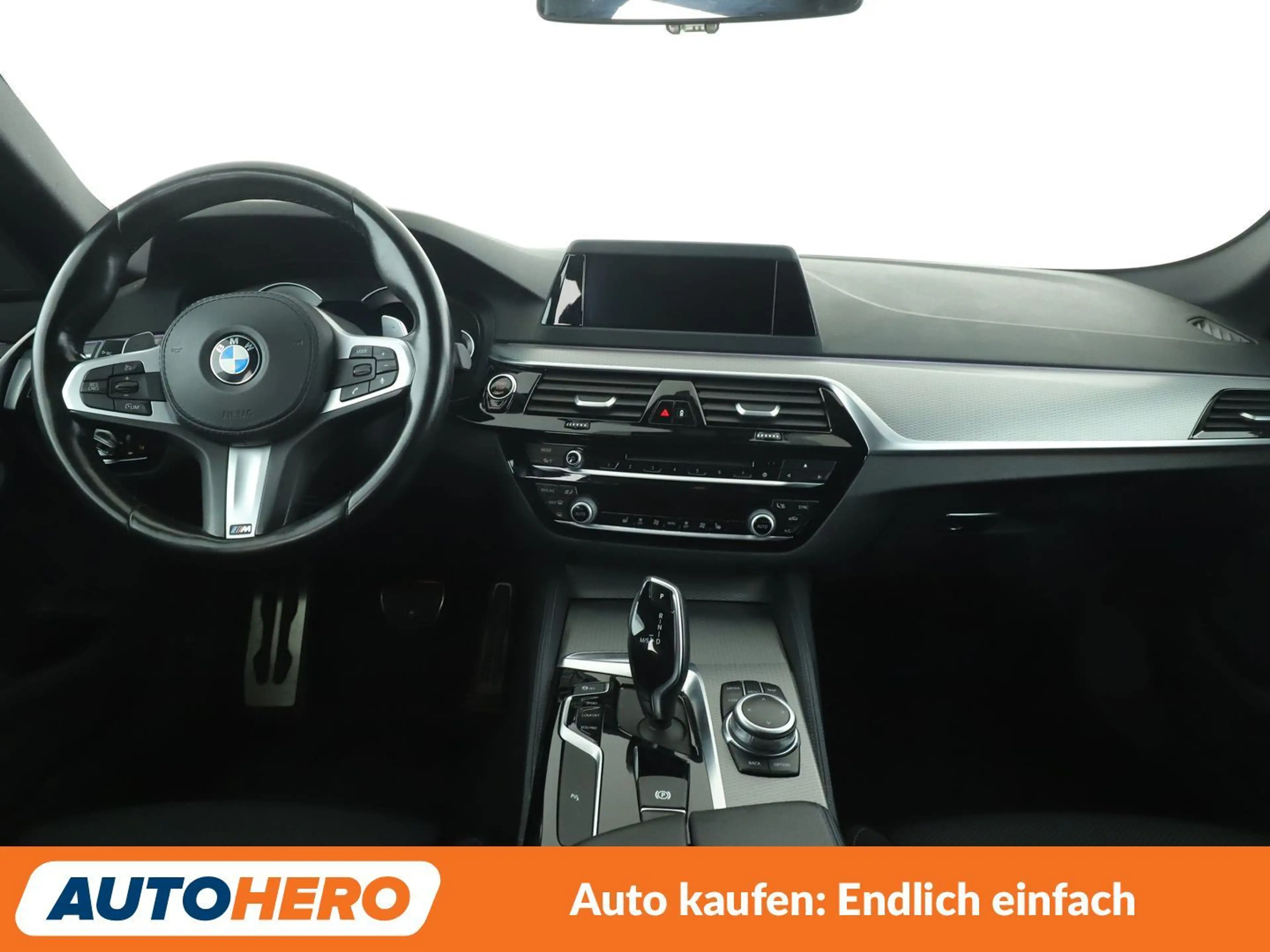 BMW 520 520d M Sport Aut. *NAVI*HUD*LED*TEMPO*CAM*SHZ* — photo 12