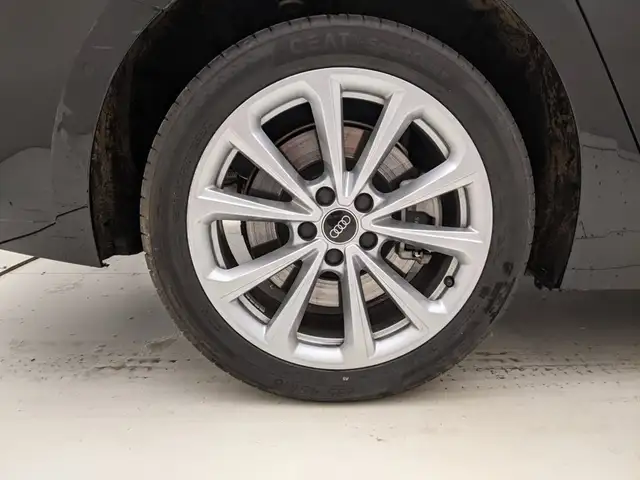 Audi A5 view 9