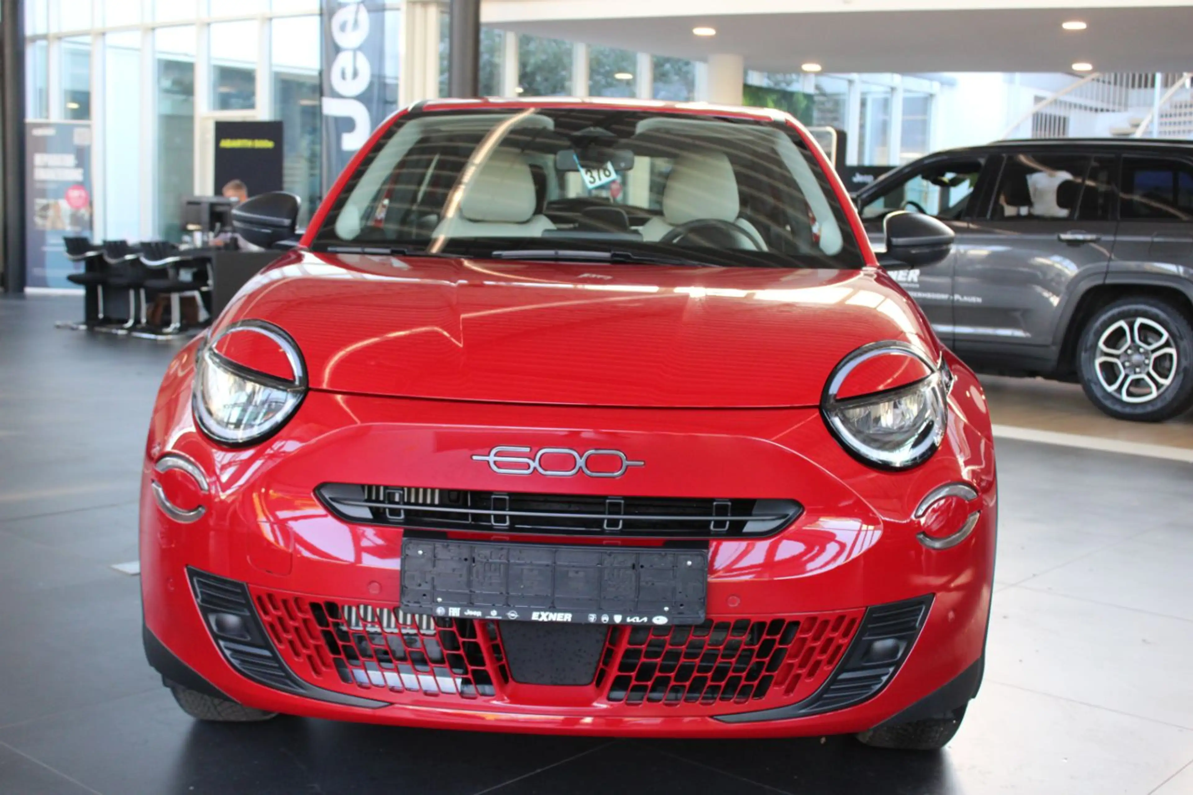Fiat 600 Business Edition Allwetterreifen, Sitzheizung — photo 3