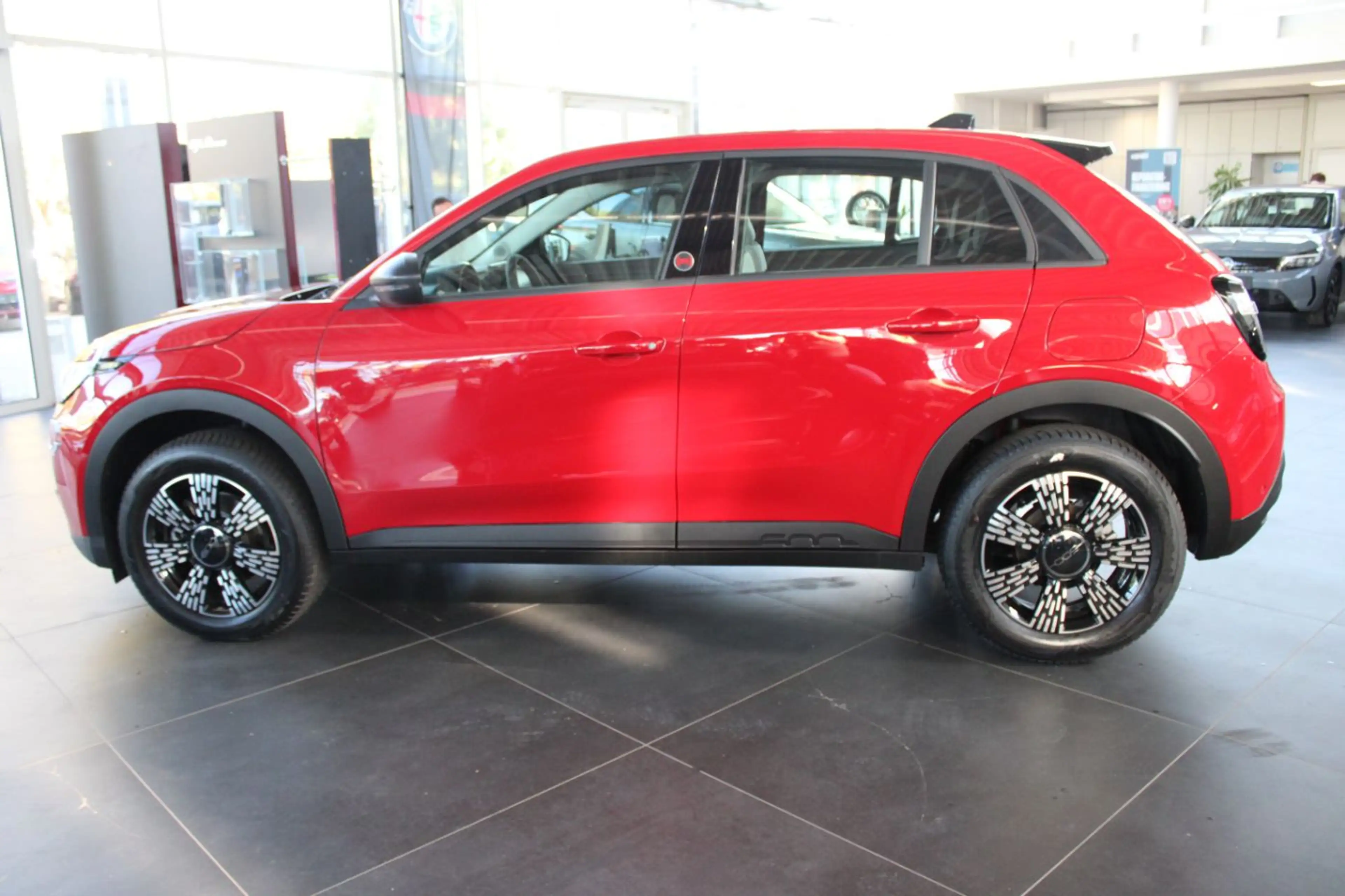 Fiat 600 Business Edition Allwetterreifen, Sitzheizung — photo 4