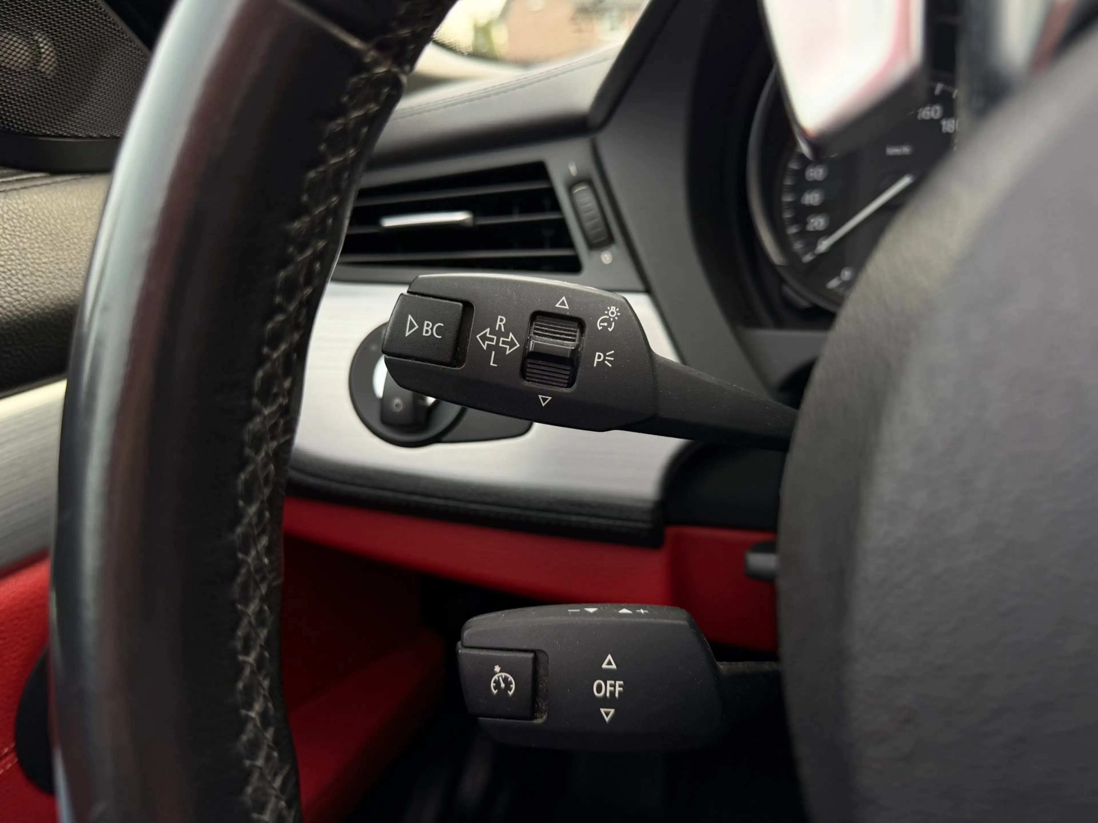 BMW Z4 Roadster SDrive35i — photo 15